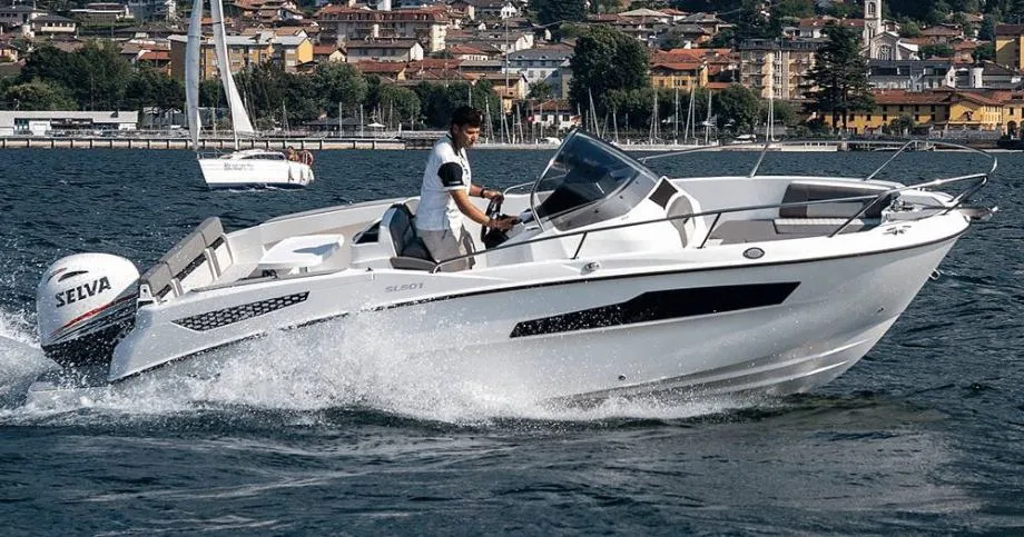 karnic 6.70 m (sl601) - otvoreni pramac/kabina u konzoli, model 2024 - slika 18