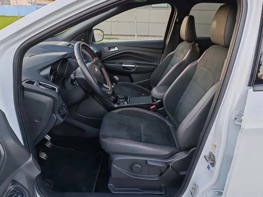 ford kuga 1,5 st-line 2018 godina, 89000 km , kartice 24/36 rata - slika 10