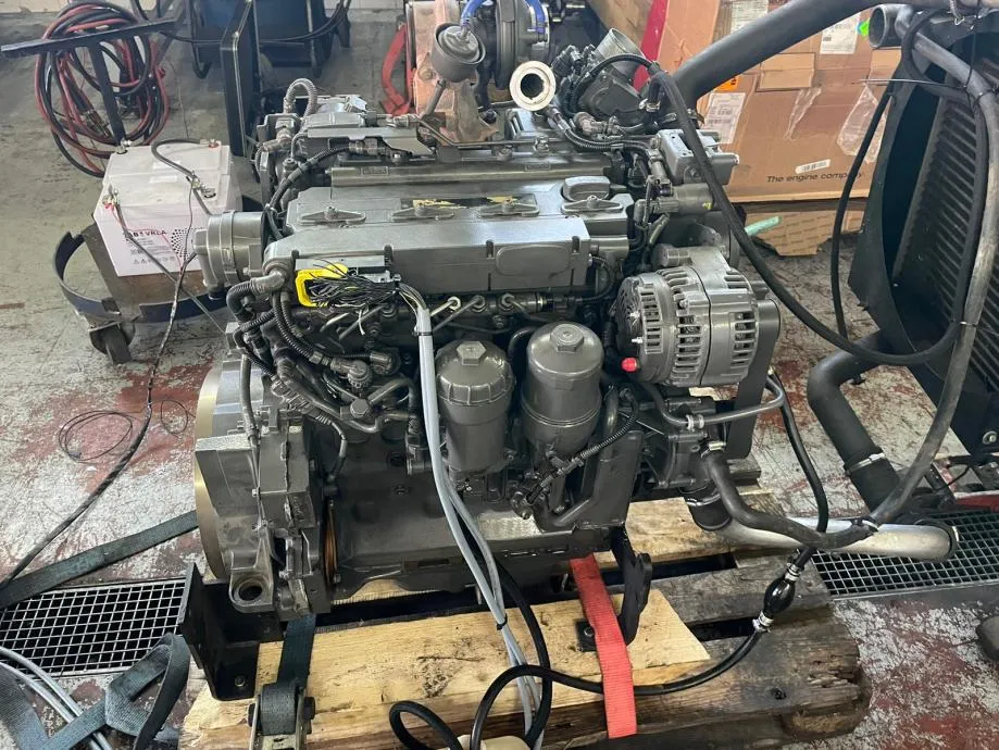 ispravan, reparirani traktorski deutz motor tcd4,1l04 (stage 5) - slika 2