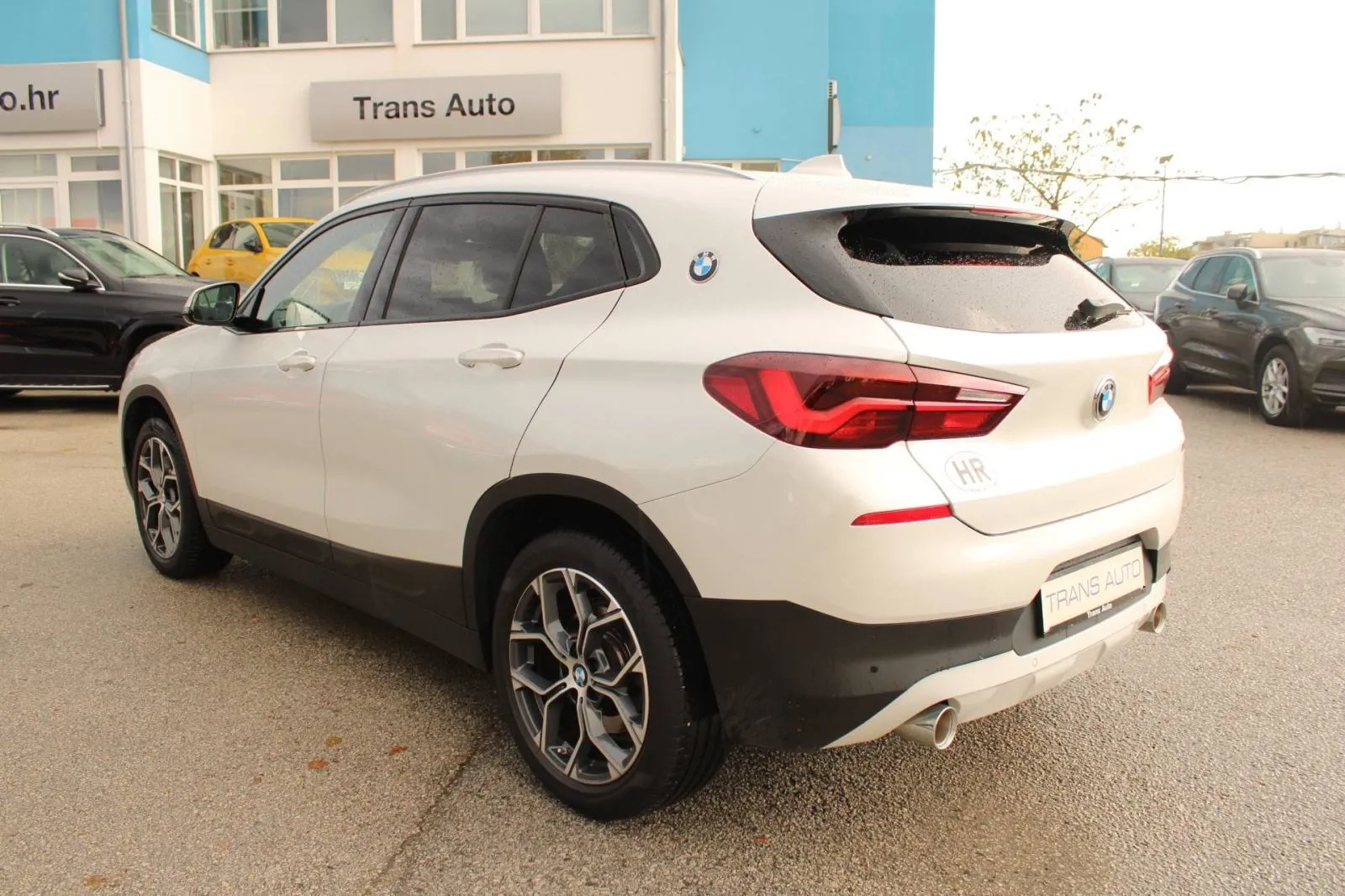 bmw x2 20d xdrive automatik *panorama, led, head-up, navigacija* - slika 8