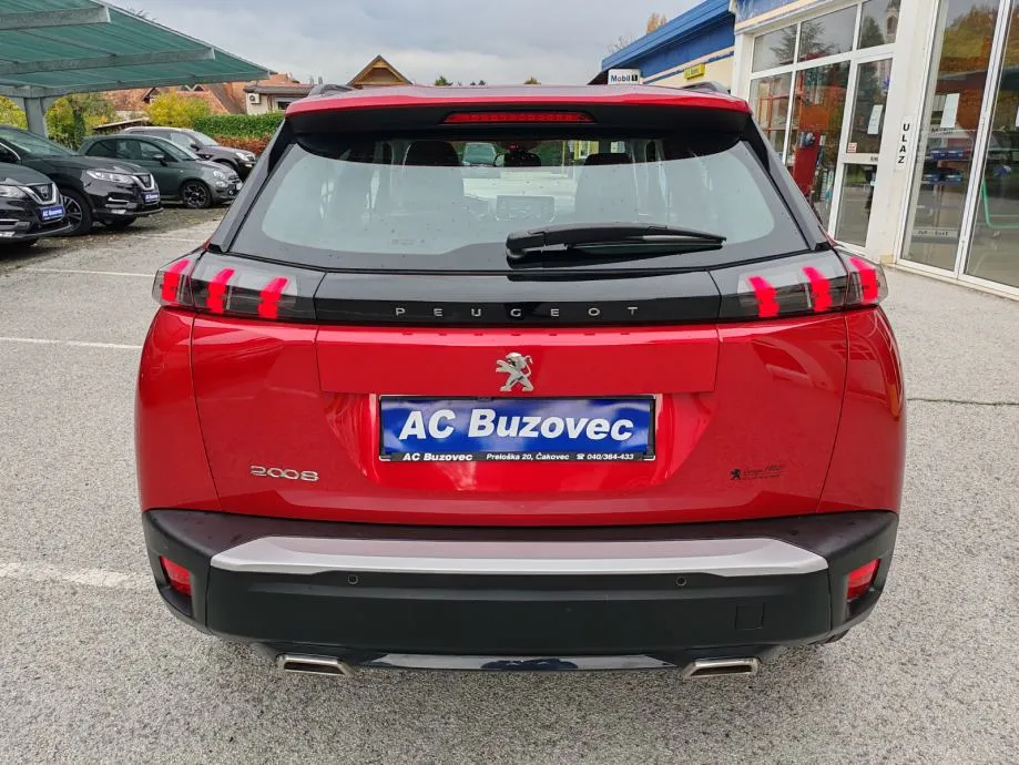 peugeot 2008 1,2 puretech - slika 6