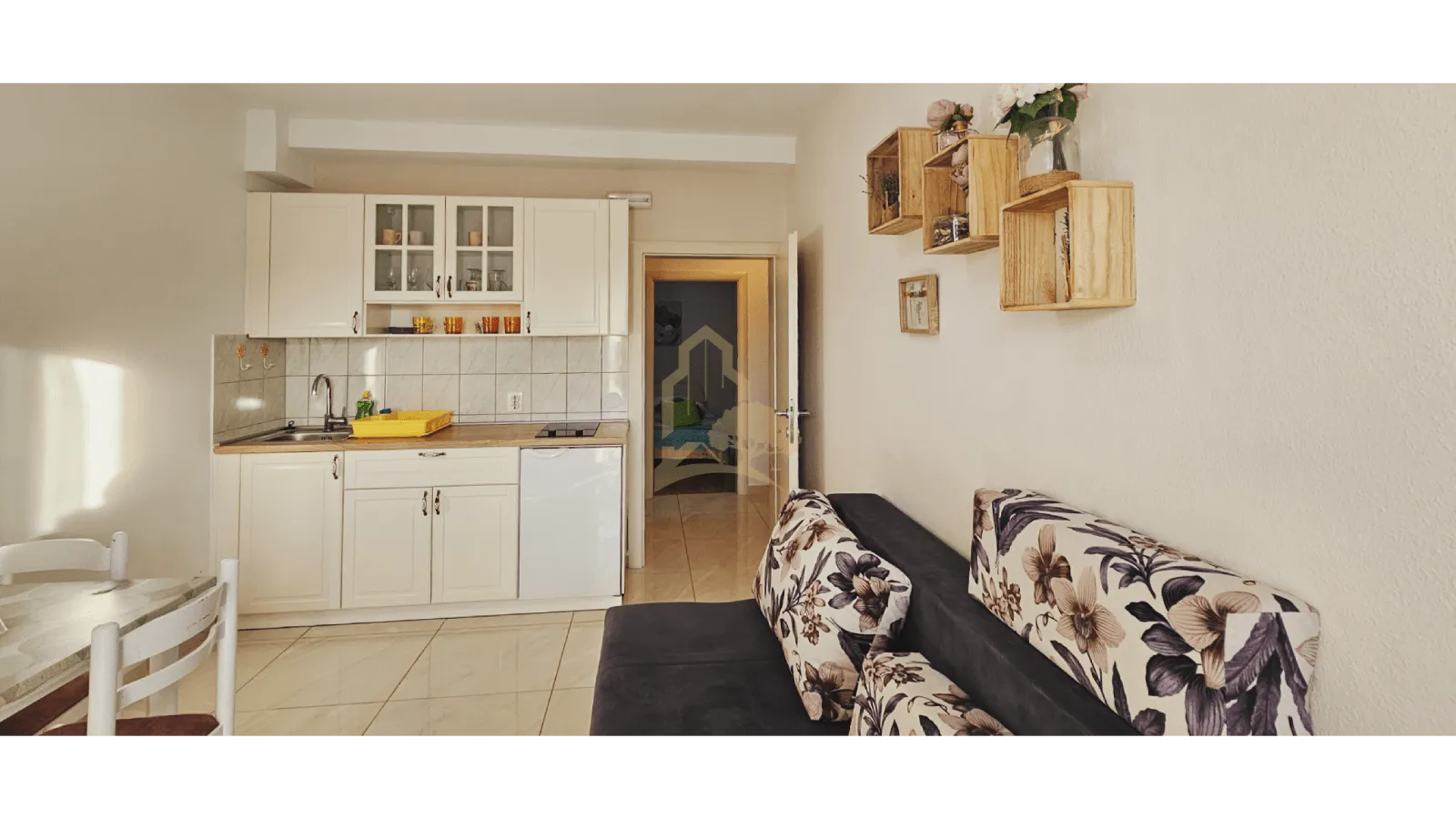 apartmanska vila s potencijalom, seget vranjica - slika 13