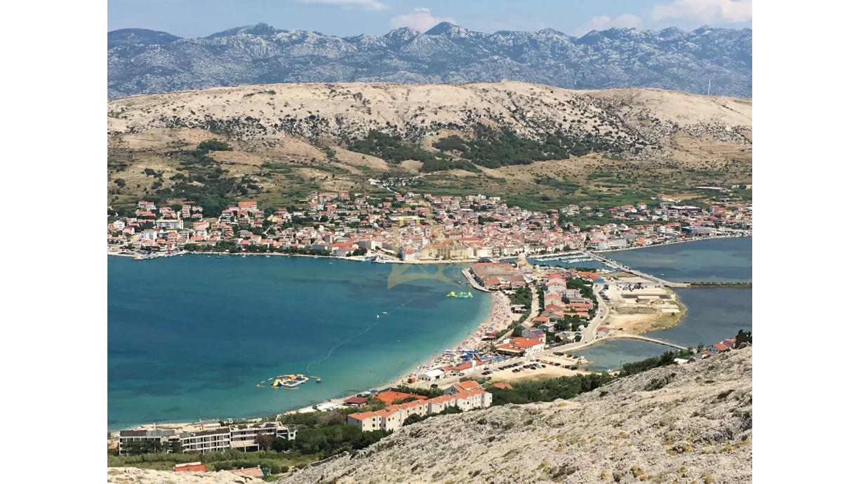 2 apartmana s pogledom na paški zaljev, 81m2 - slika 17