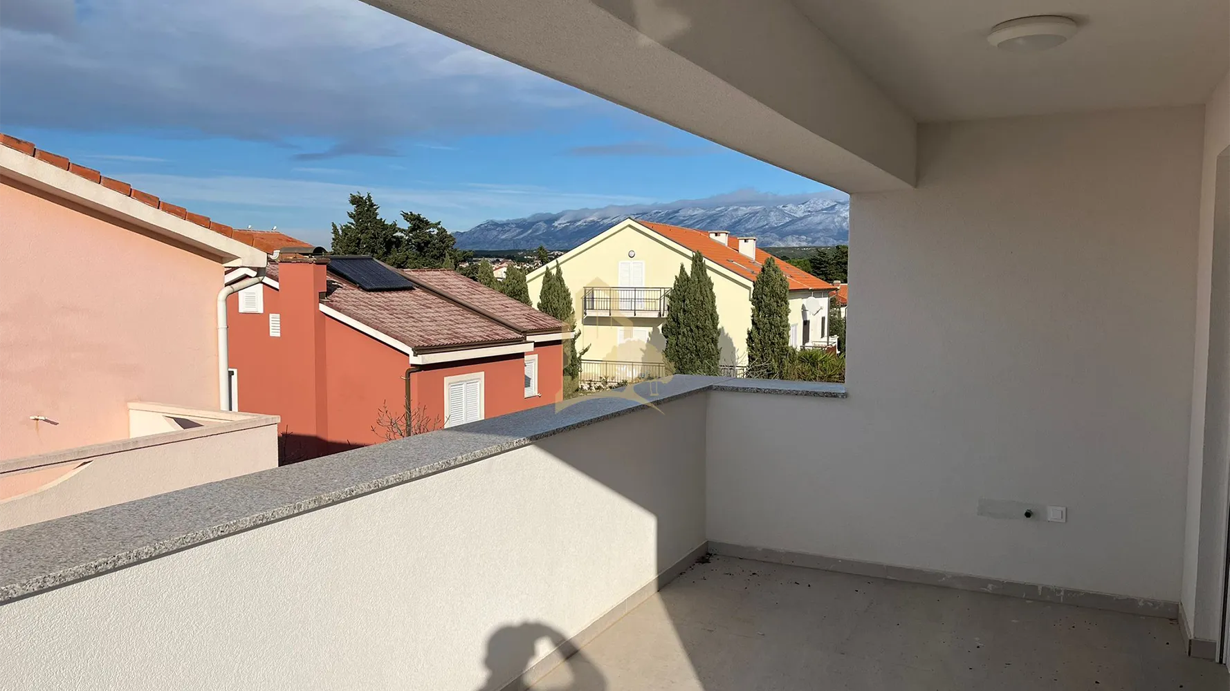 odlična novogradnja u zelenilu, novalja - slika 10