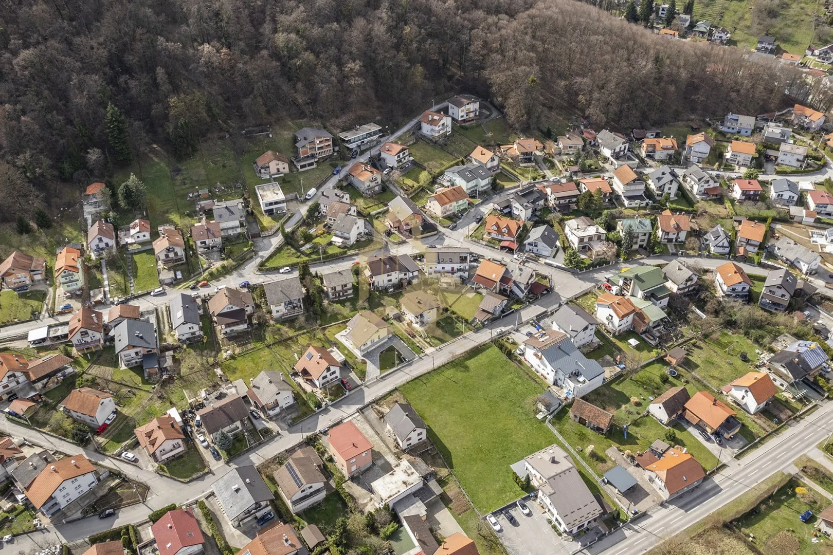 adaptirana kuća s dva manja stana, samobor - slika 31