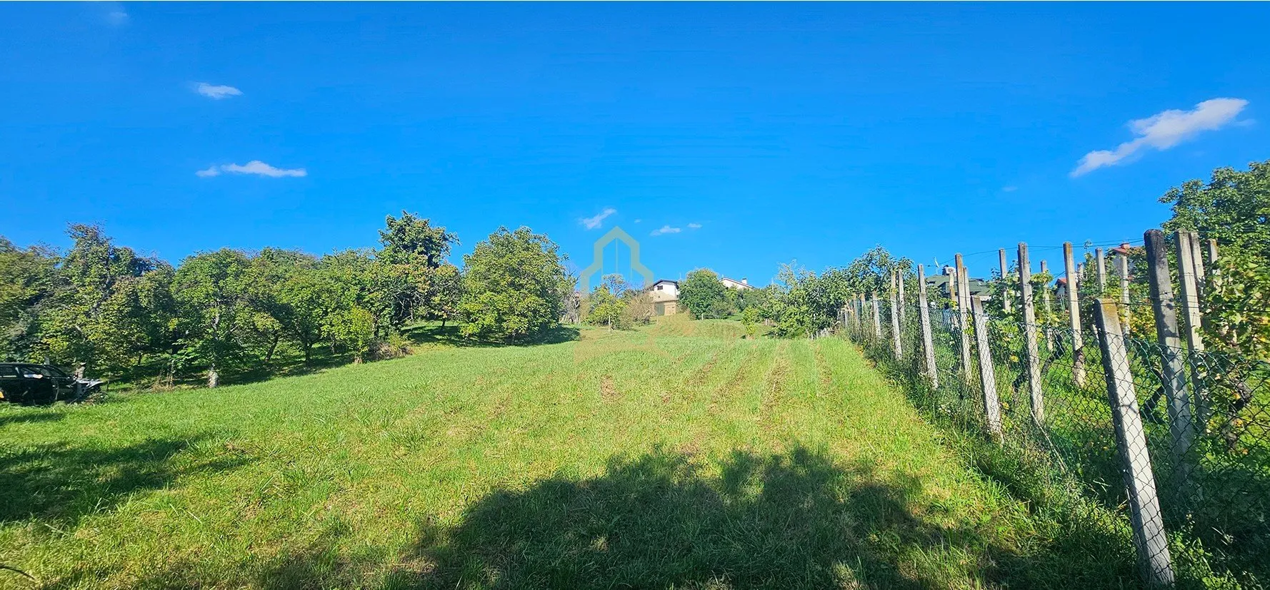 G.Vrapče - 2.218m2 građevinsko - Zagreb