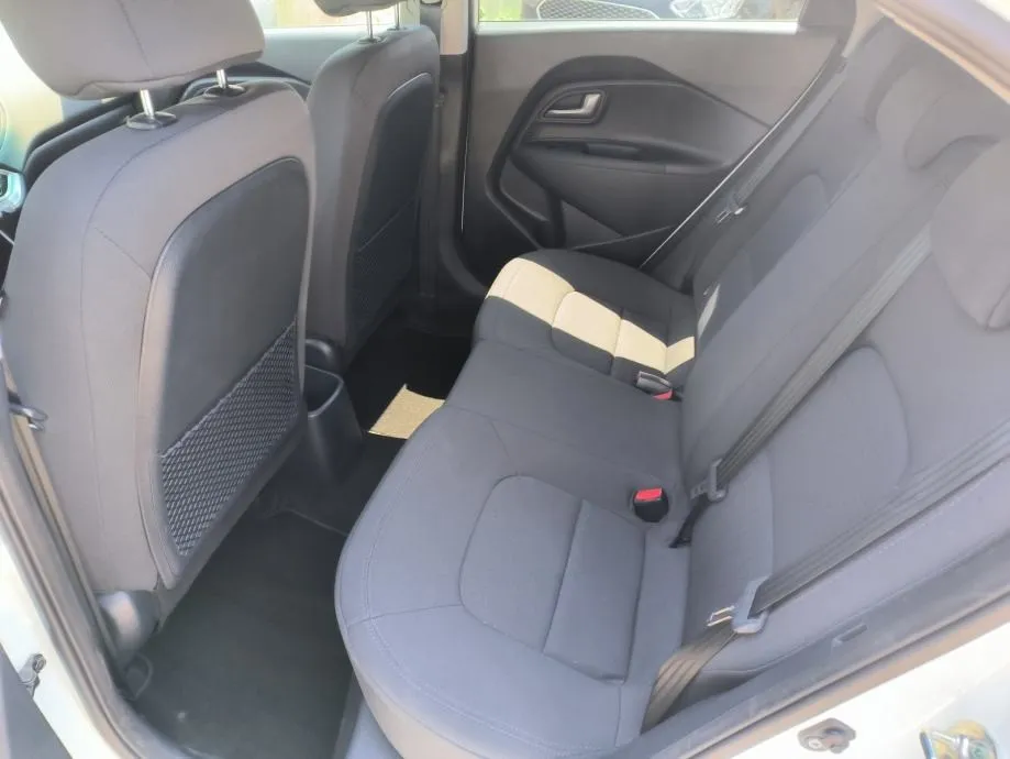 kia rio 1,2 fifa cup edition, servisna, jamstvo, reg. 1 godinu - slika 14