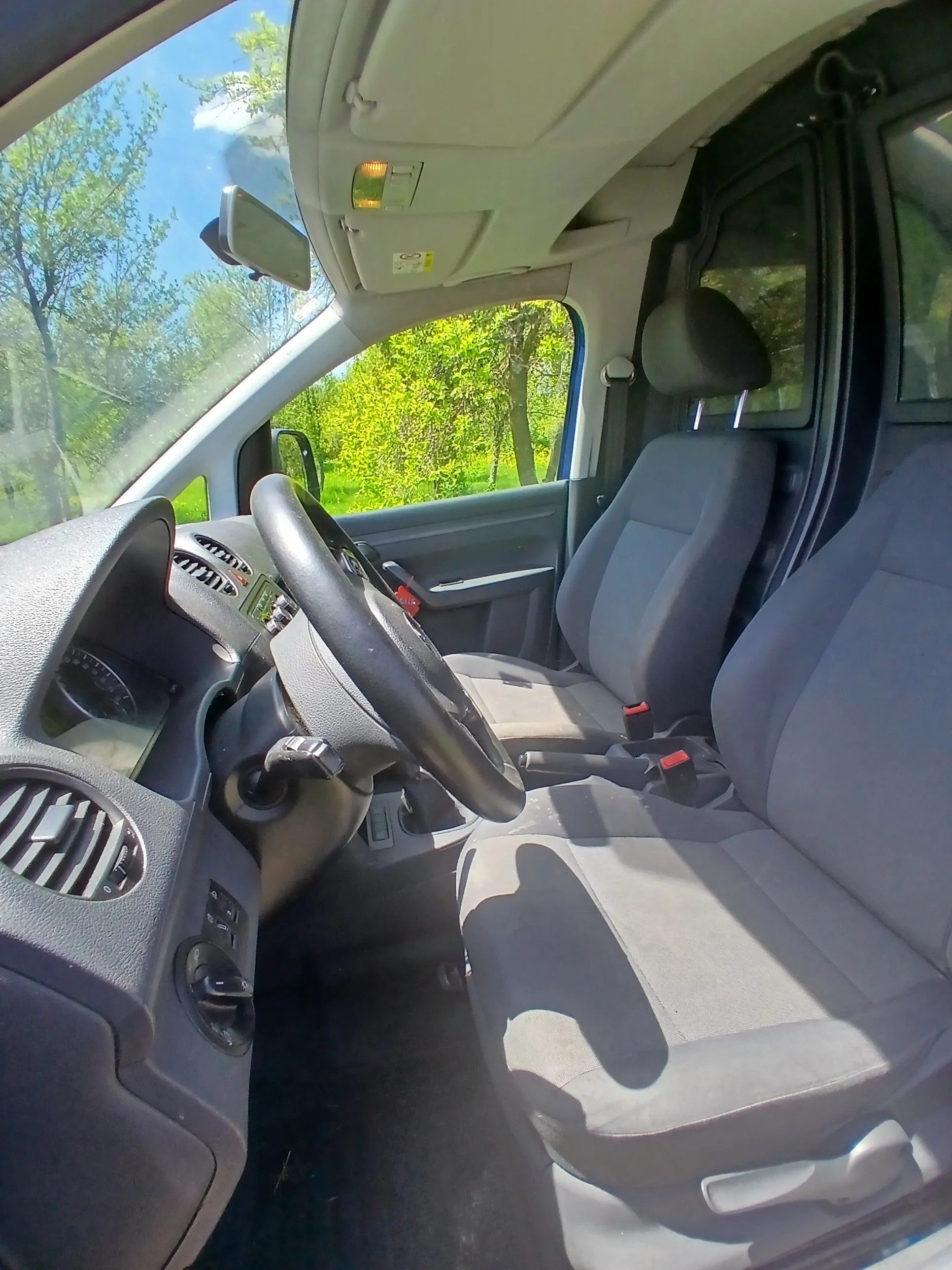 vw caddy 1.6 tdi - slika 12