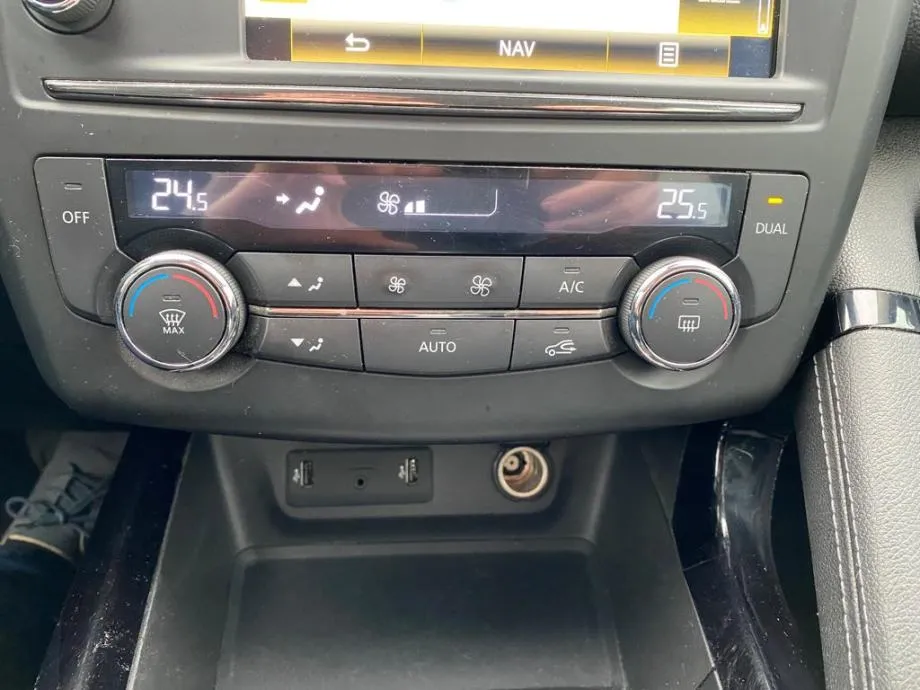 renault kadjar dci 110 automatik, keyless, navigacija, 4x garancija!! - slika 22