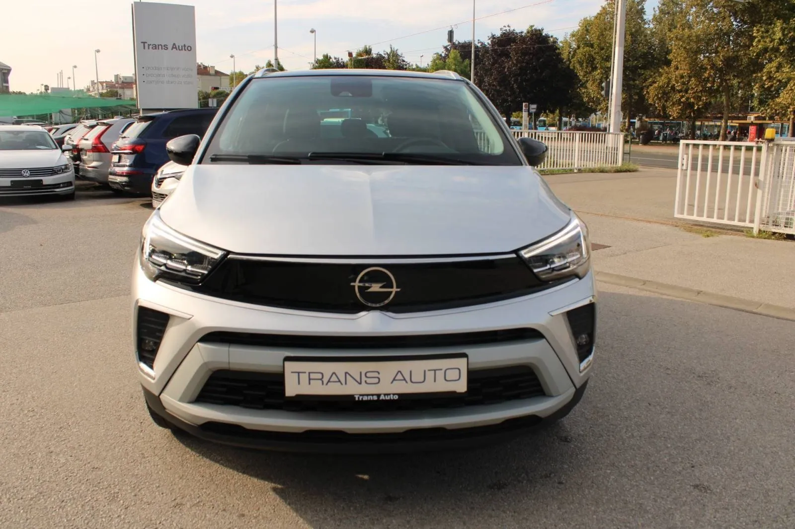 opel crossland 1.2 turbo ultimate *led,navigacija,kamera* - slika 2