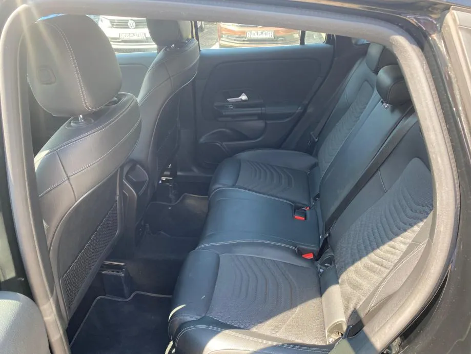 mercedes-benz gla 200d 4matic 4xgarancija - slika 19