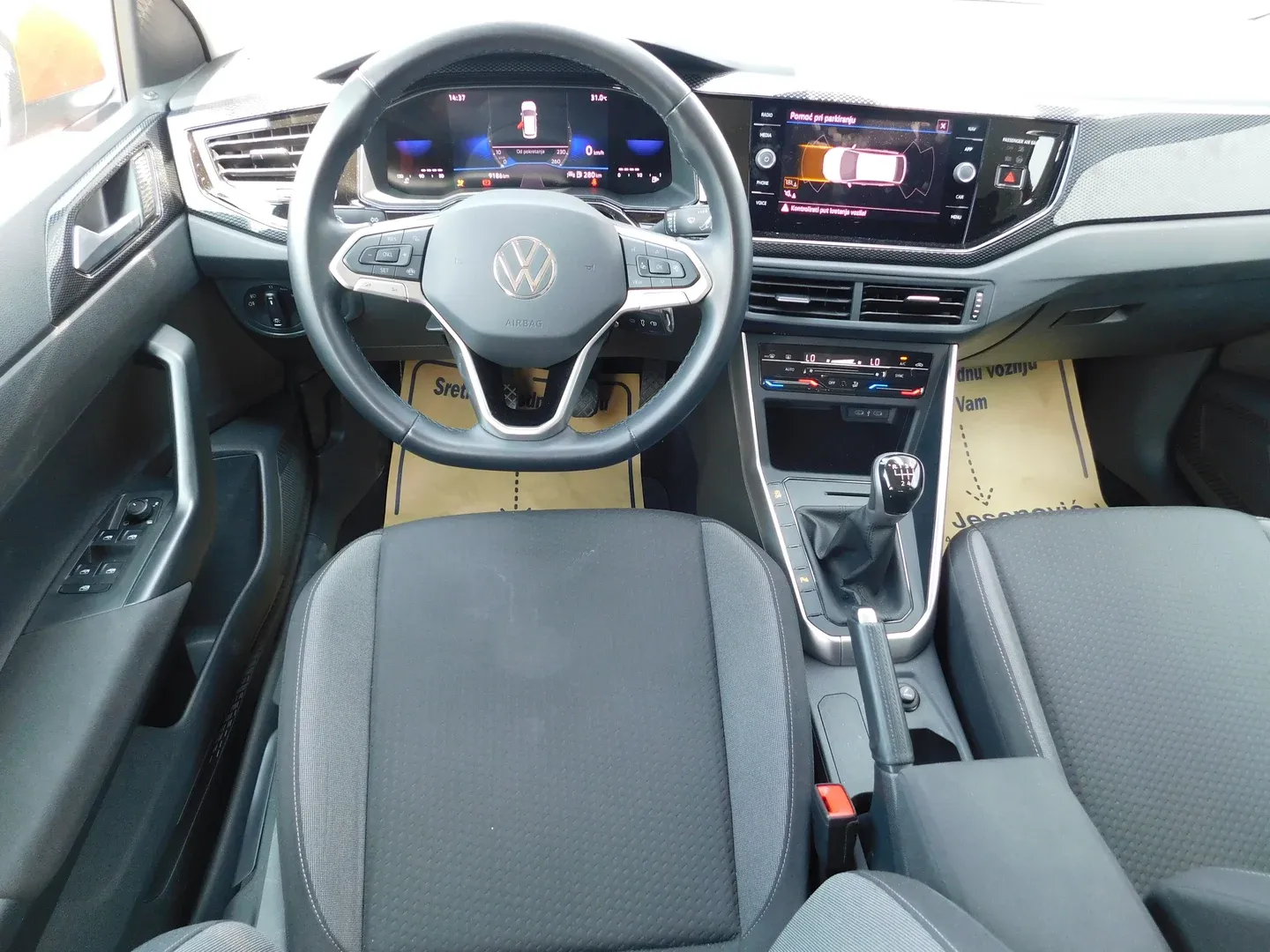 11616 volkswagen taigo 1.0 tsi life - slika 10
