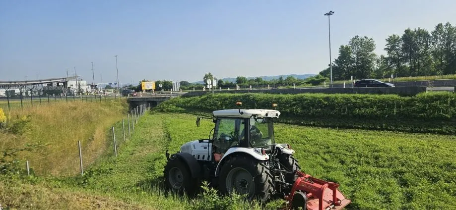 košnja travnjaka zagreb – profesionalno održavanje za tvrtke | teren - slika 5