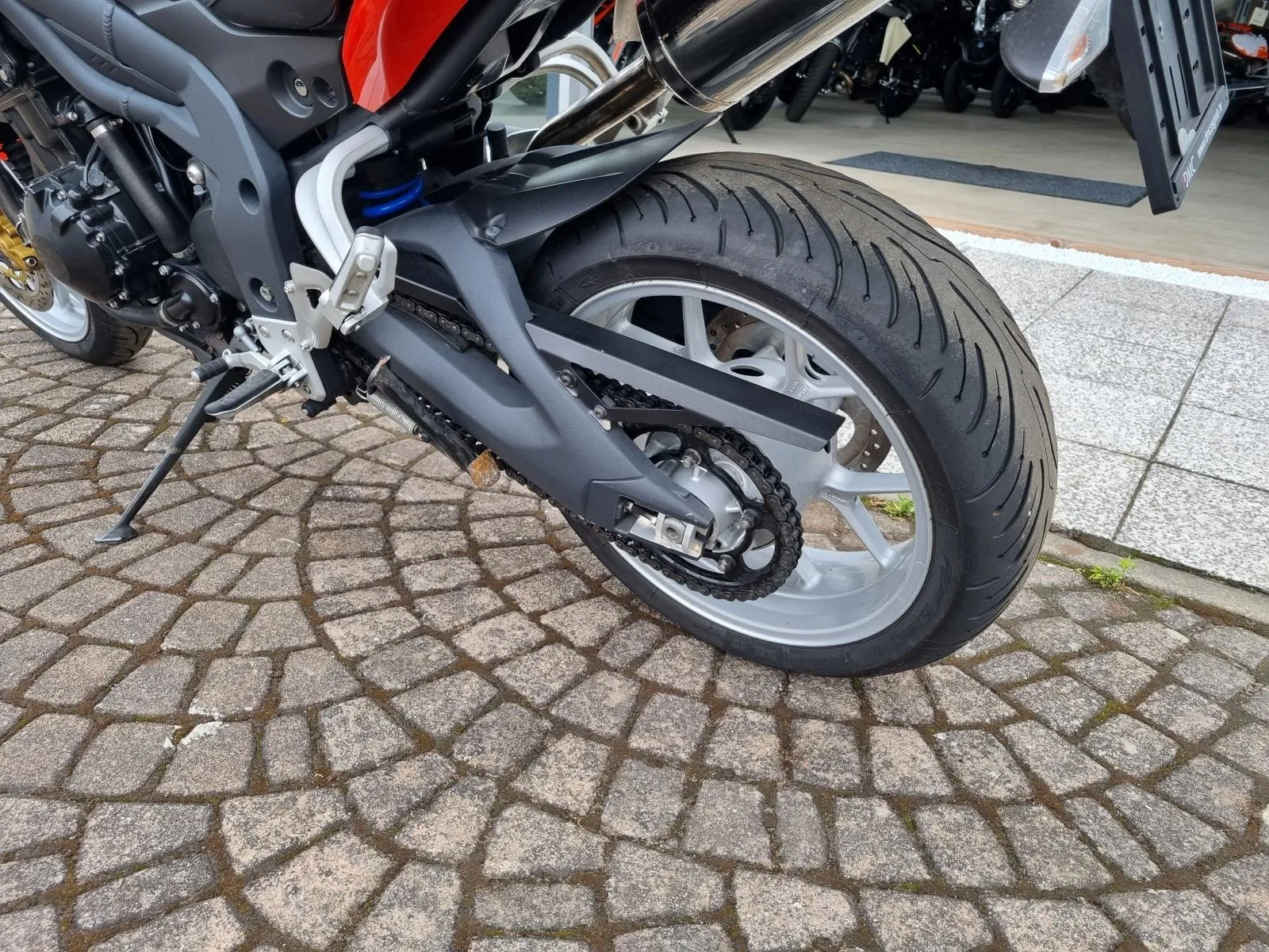 triumph tiger 1050, 2009 god. - slika 18