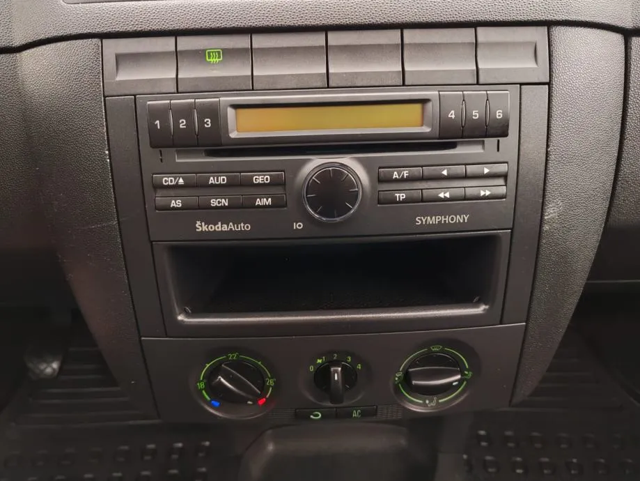 škoda fabia 1,4 tdi, 2003 god, 153000 km , kartice 24/36 rata - slika 15