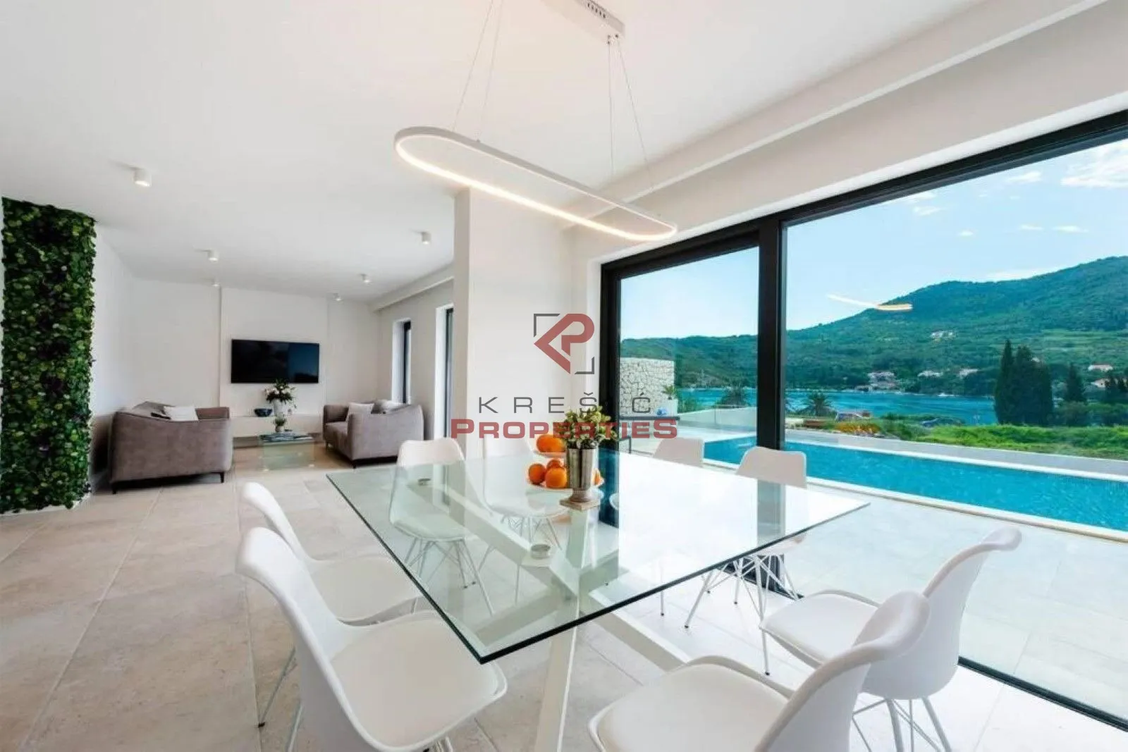 vila s bazenom u zatonu - slika 10