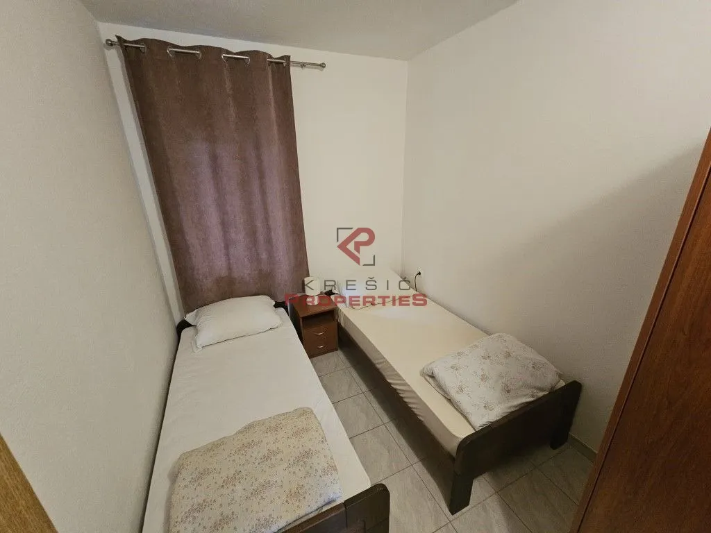prelijepa kuća s pogledom, sobra - slika 10