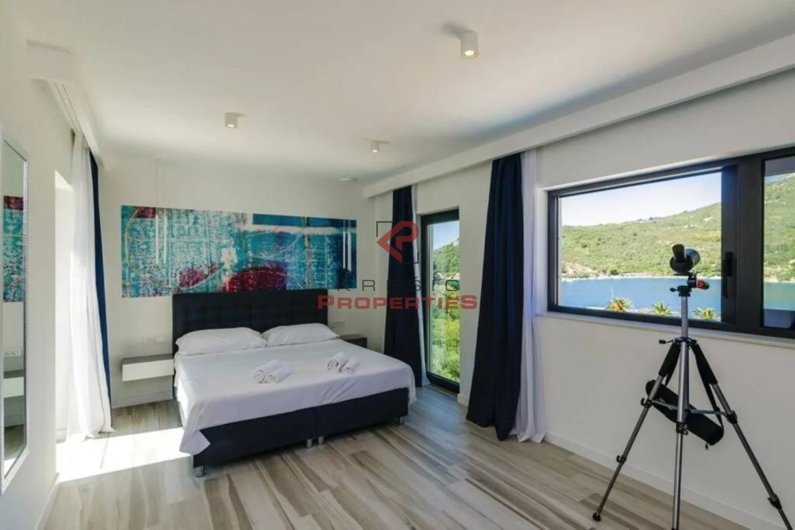 vila s bazenom u zatonu - slika 5