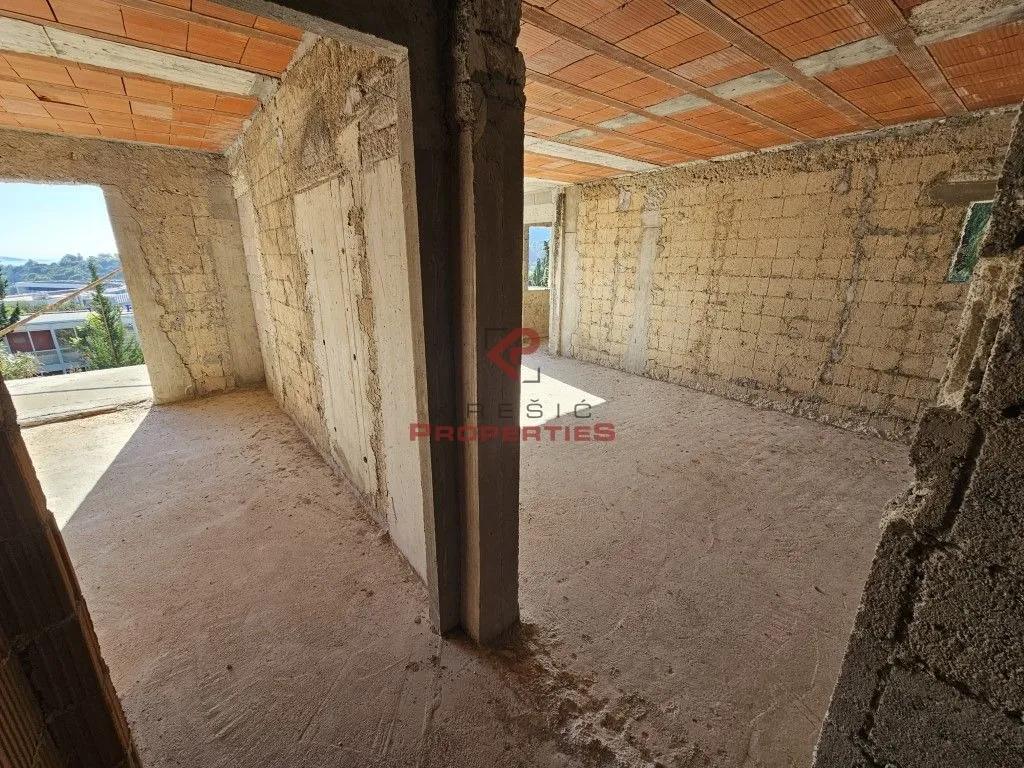 kuća prodaja mlini 350 m2 - slika 11