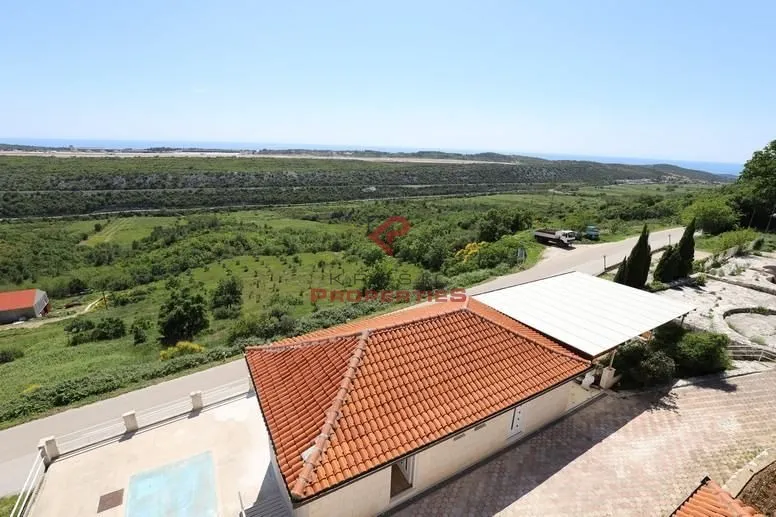 Imanje s brojnim mogućnostima u Uskoplju - Uskoplje, Konavle