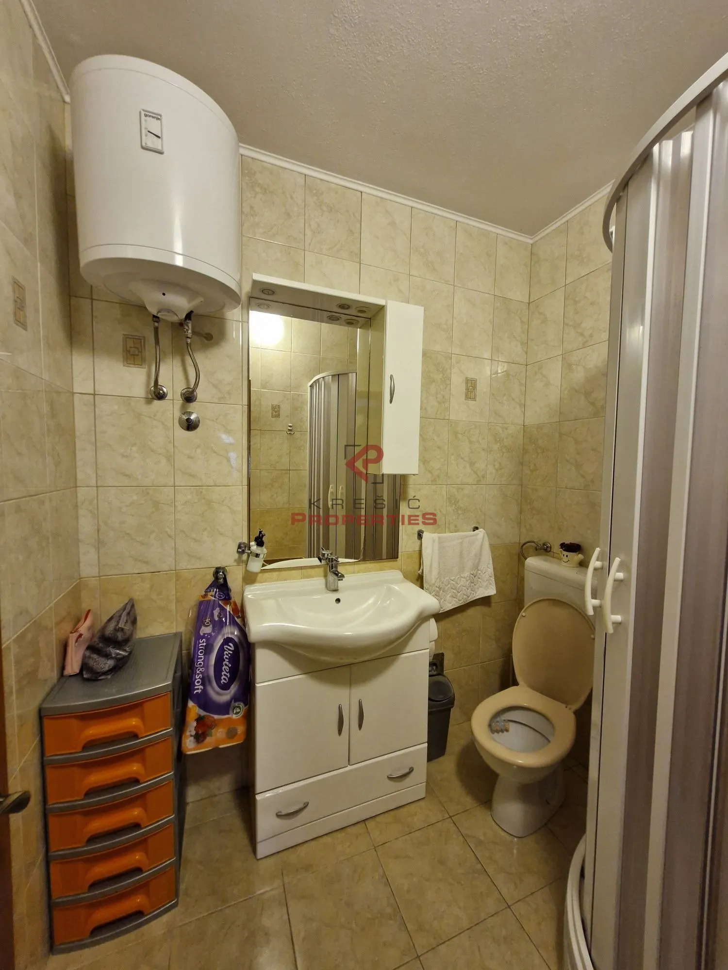 prelijepa kuća s pogledom, sobra - slika 9