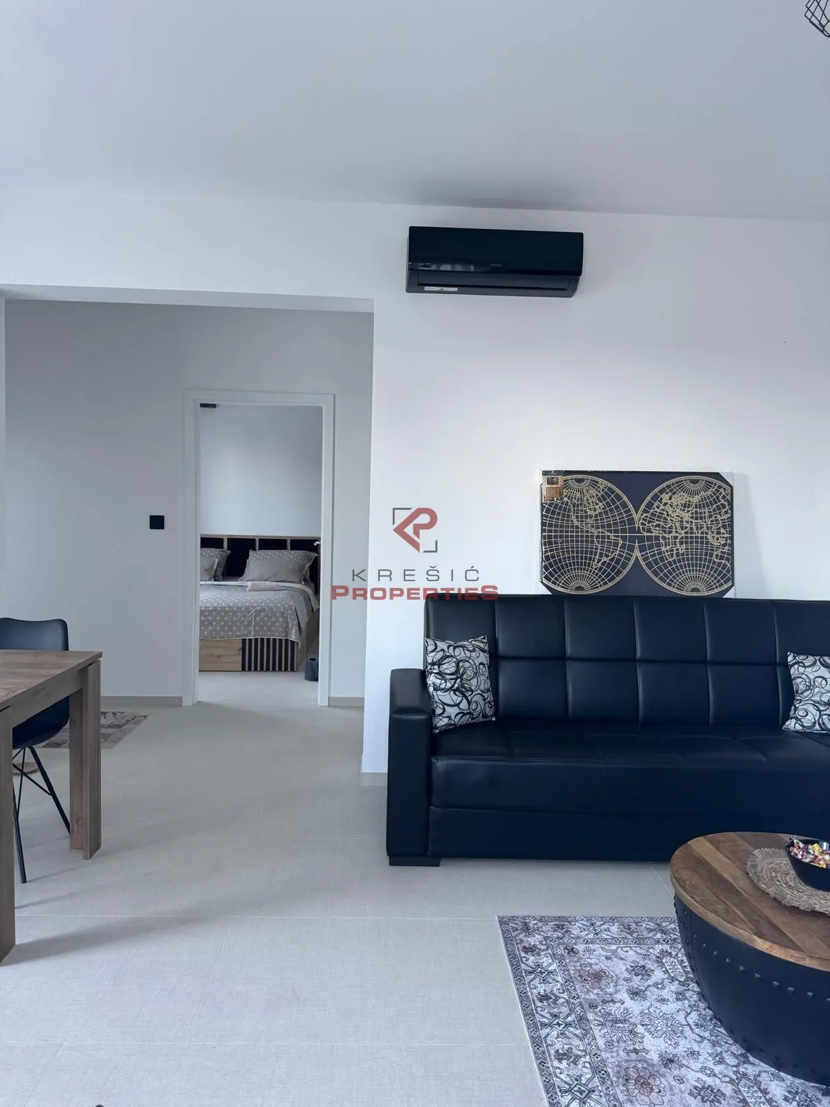odlična kuća s apartmanom i roh bau stanom – plat - slika 3