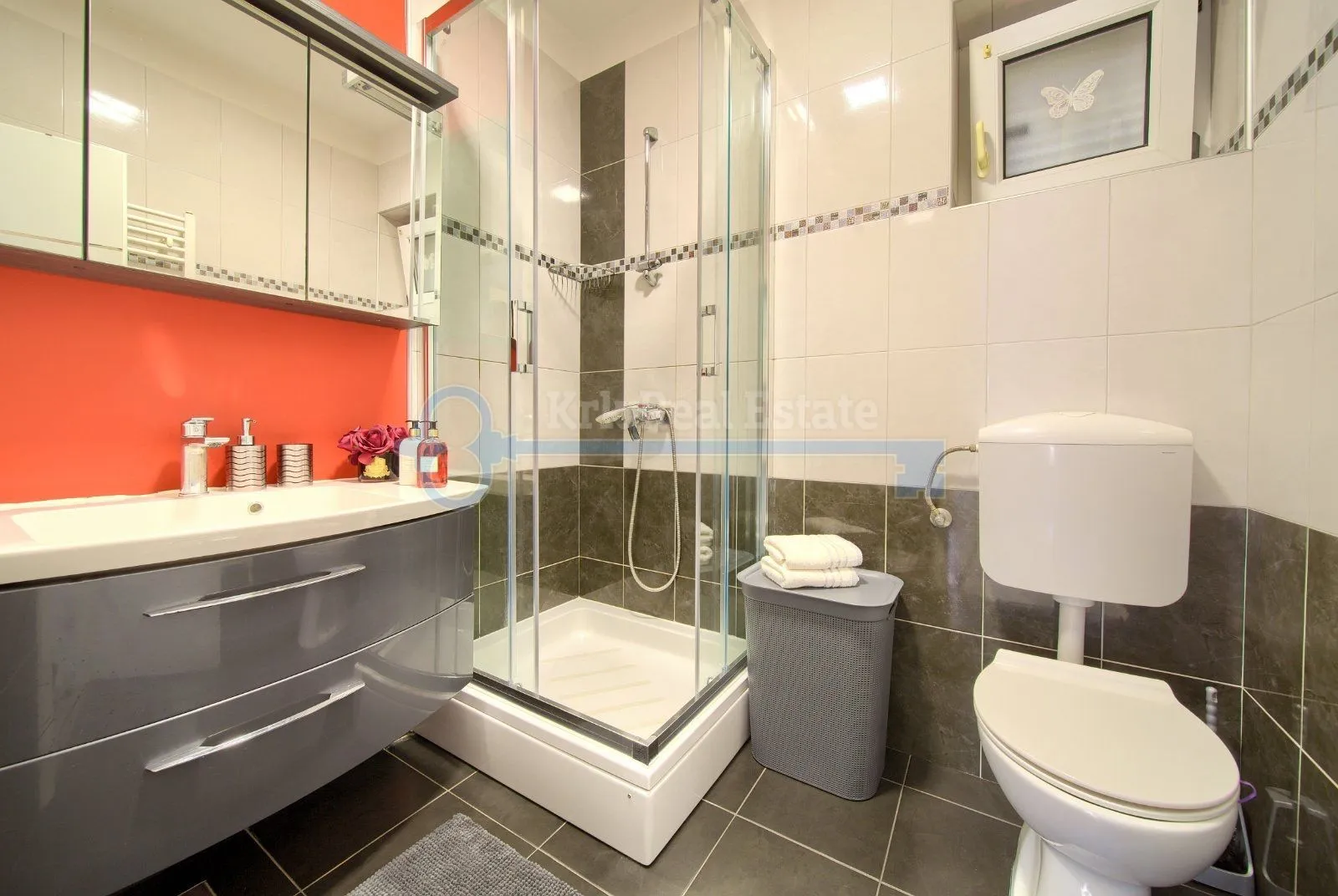 krk-apartman u prizemlju za najam s okućnicom - slika 9