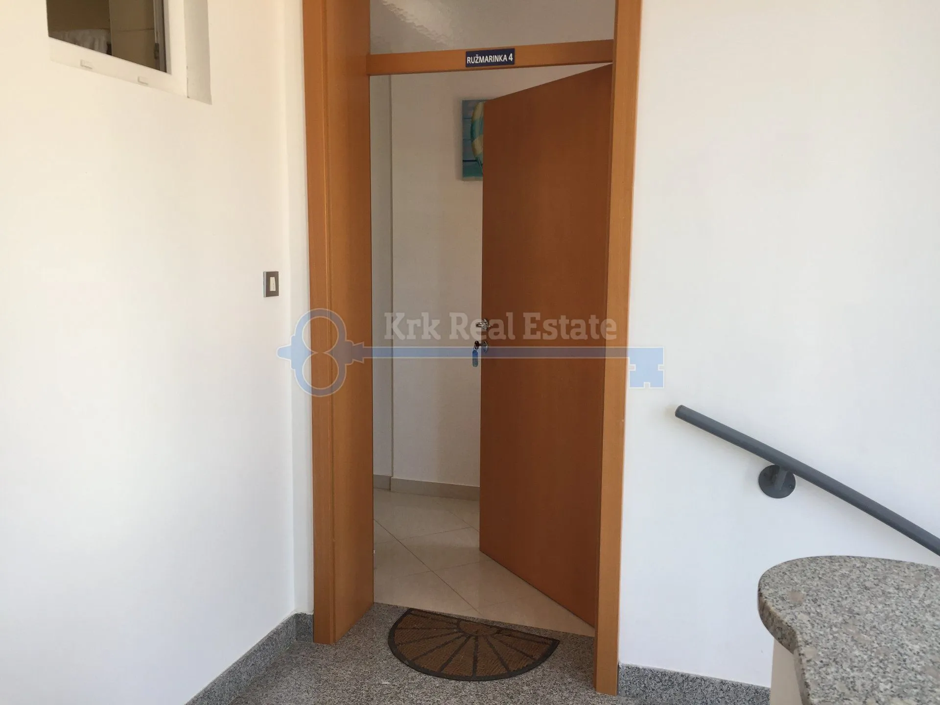 baška - dvoetažni apartman u villi blizu plaže - slika 5