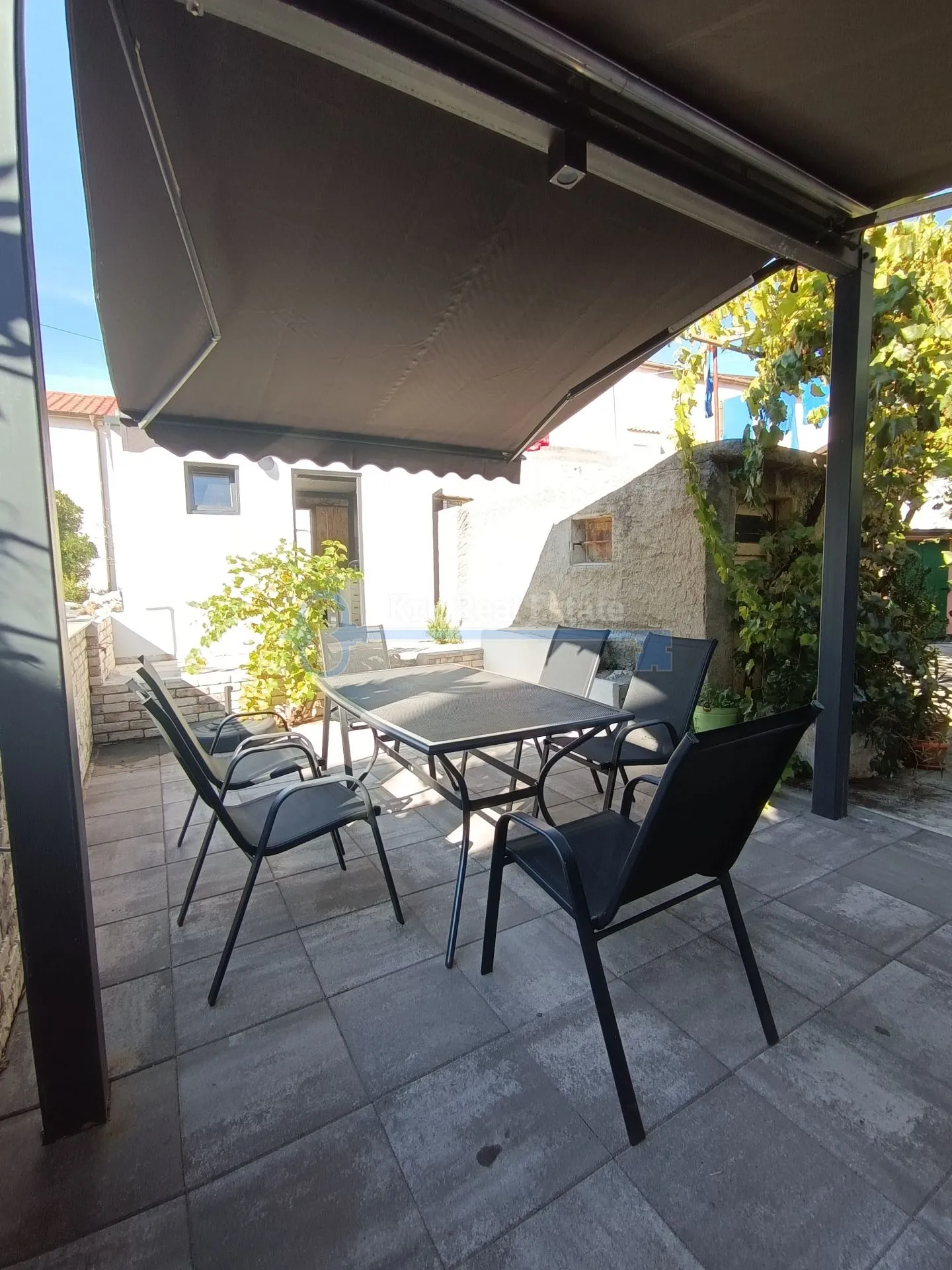 Punat - Apartman U Prizemlju Sa Okućnicom