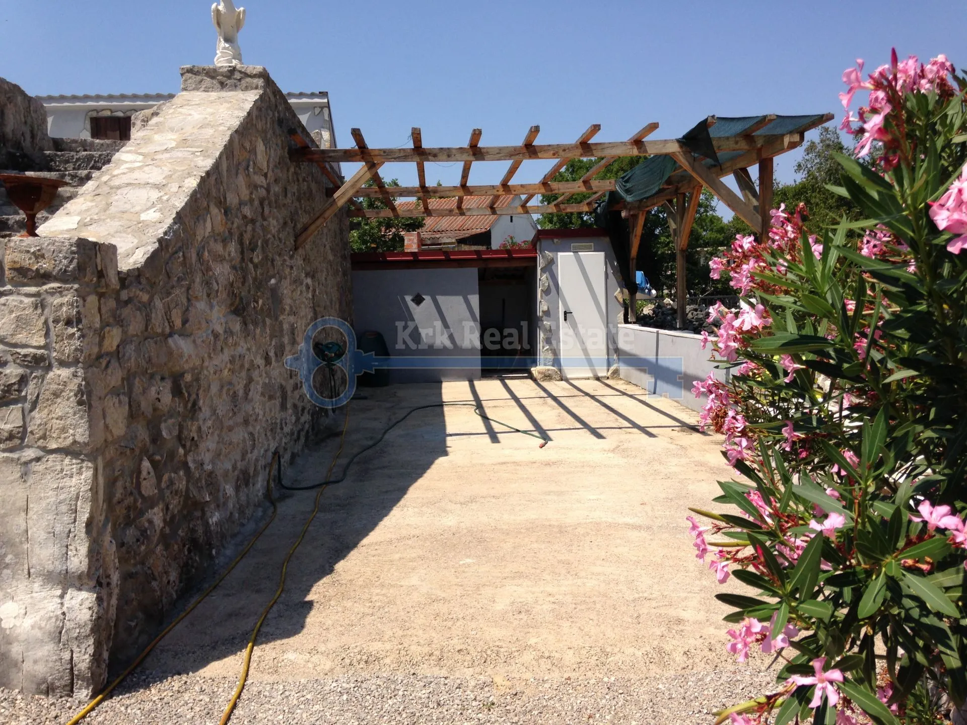 krk-samostojeća kuća sa okućnicom - slika 8