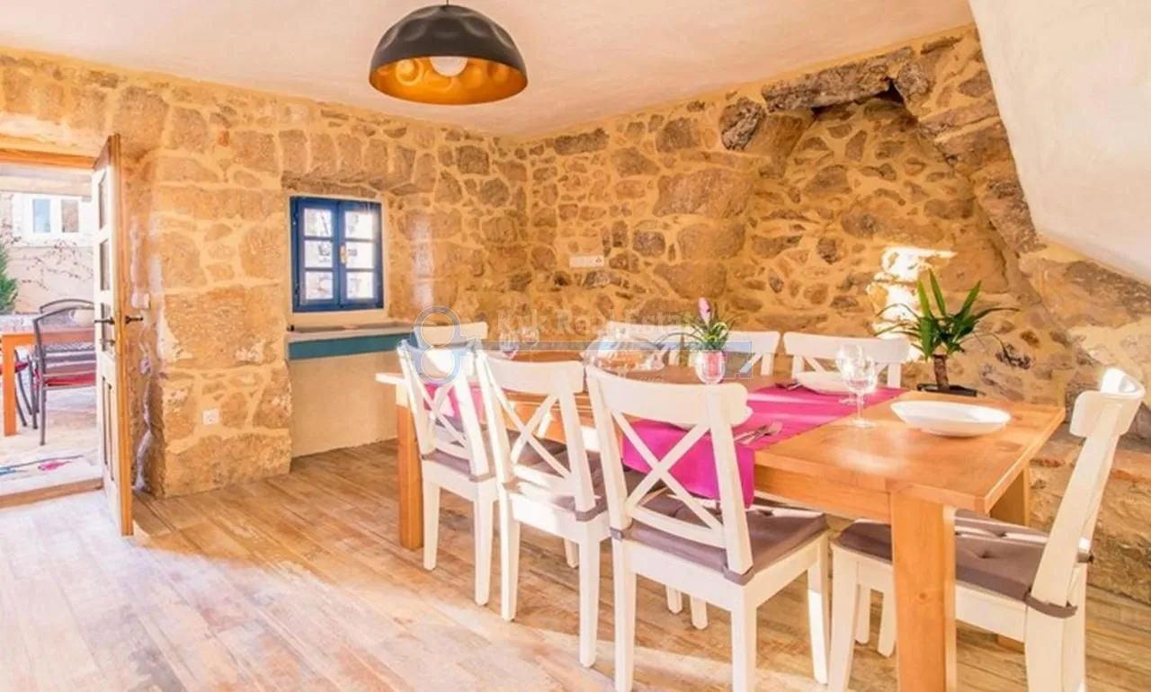 otok krk - garica - renovirana kamena kuća sa bazenom - slika 7