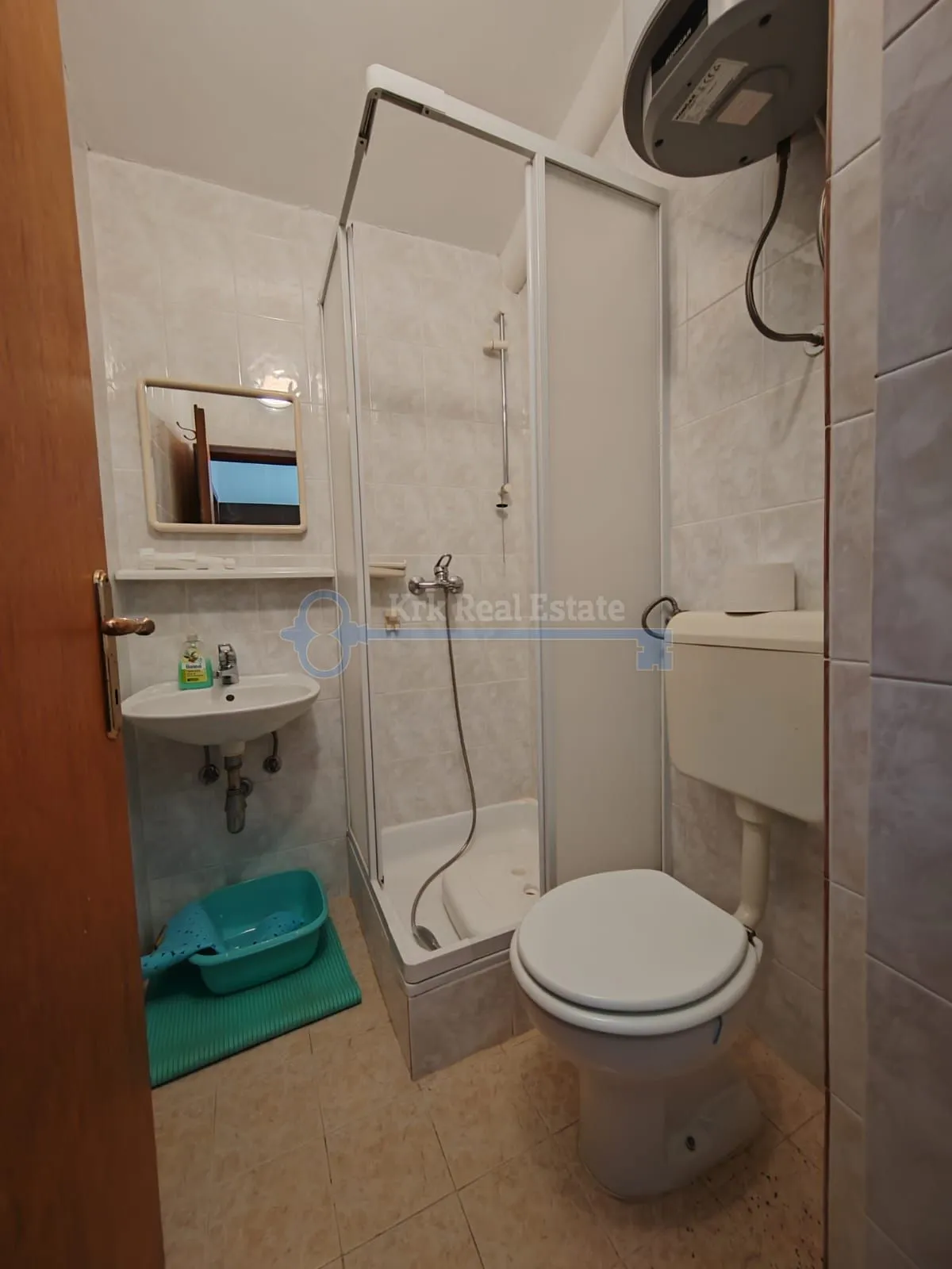 njivice-kuća sa uređenom okućnicom - slika 8