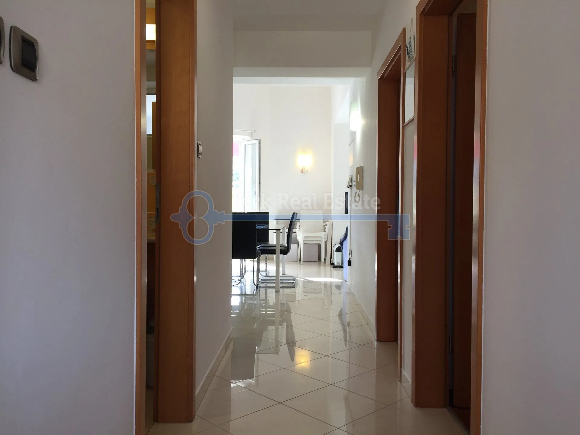 baška - dvoetažni apartman u villi blizu plaže - slika 7