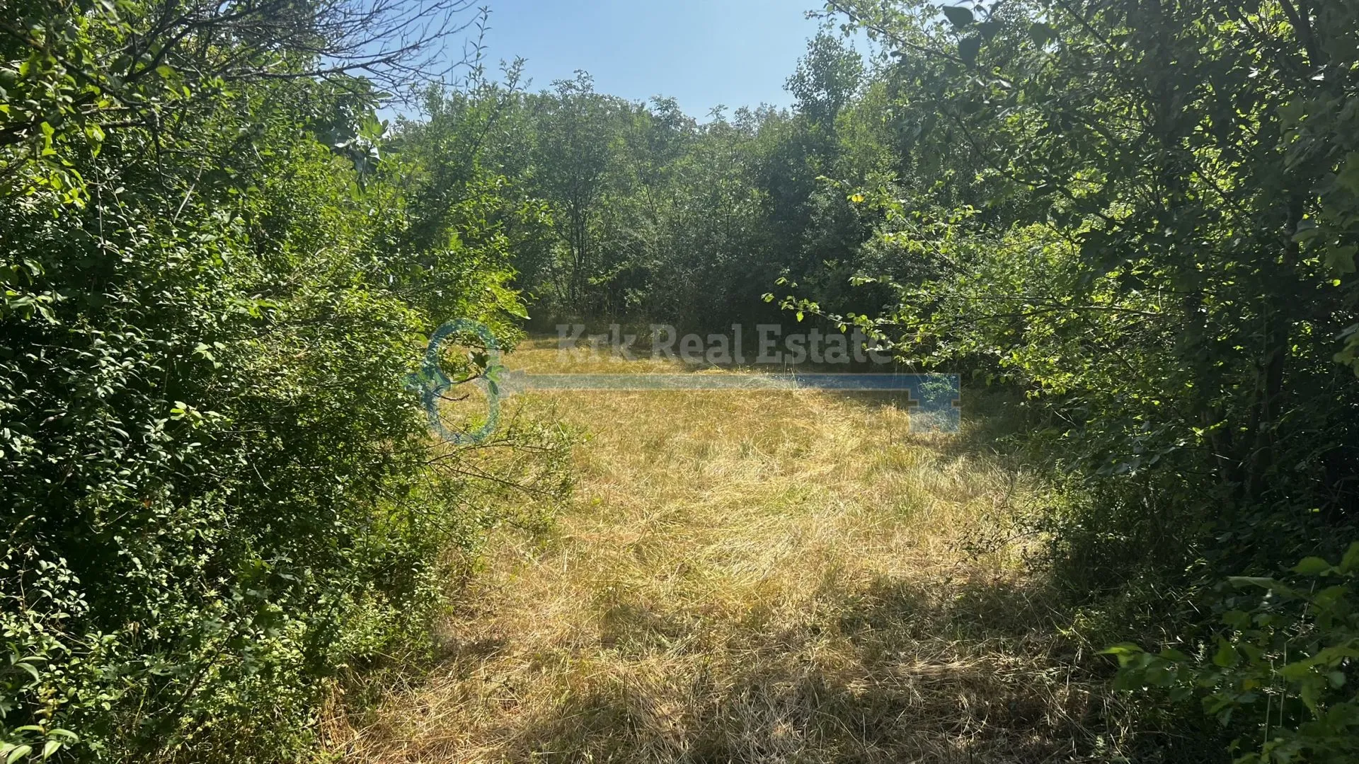 kras - zemljište na rubu građevinske zone, prilika za investiciju - slika 3
