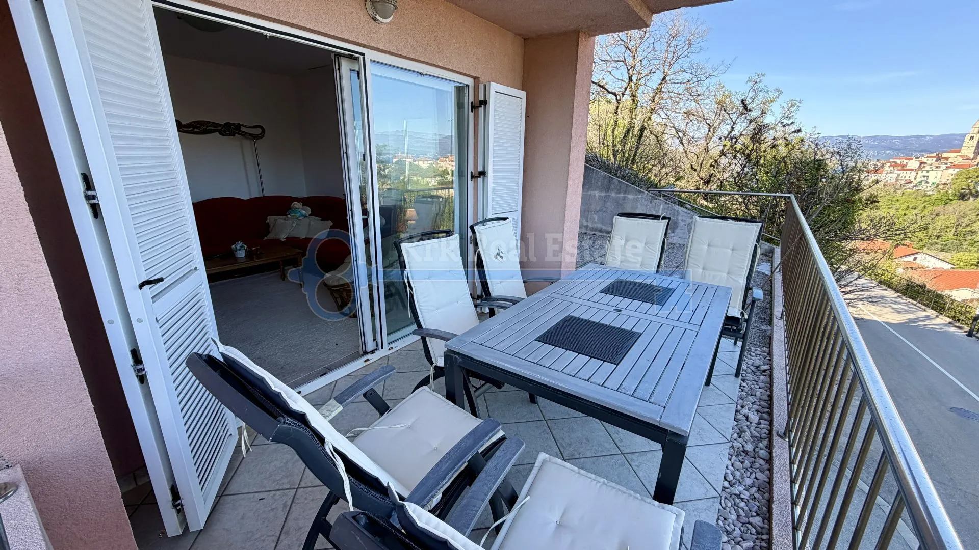 vrbnik - apartman sa pogledom na more - slika 12