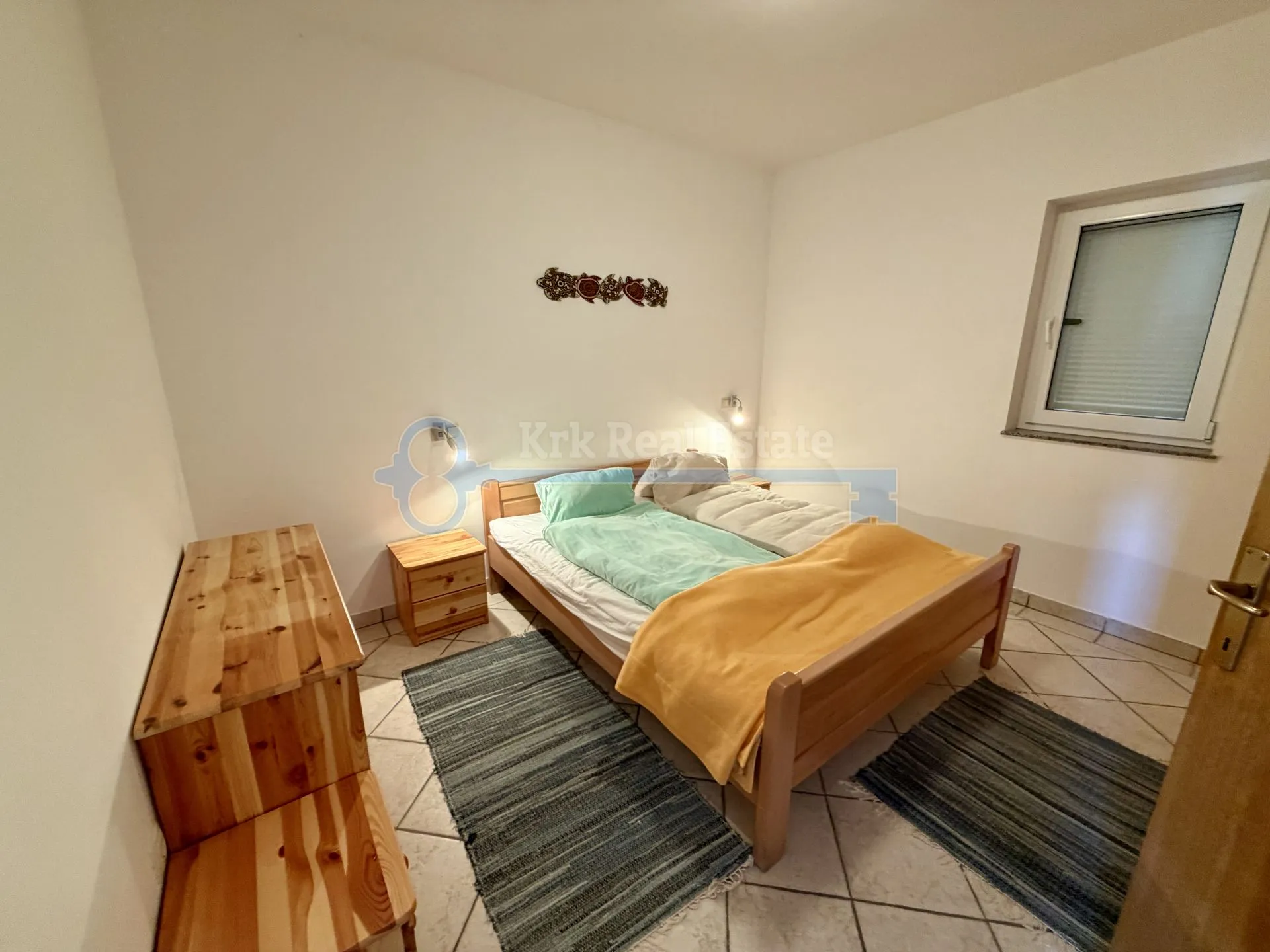 vrbnik - apartman s pogledom na more - slika 4