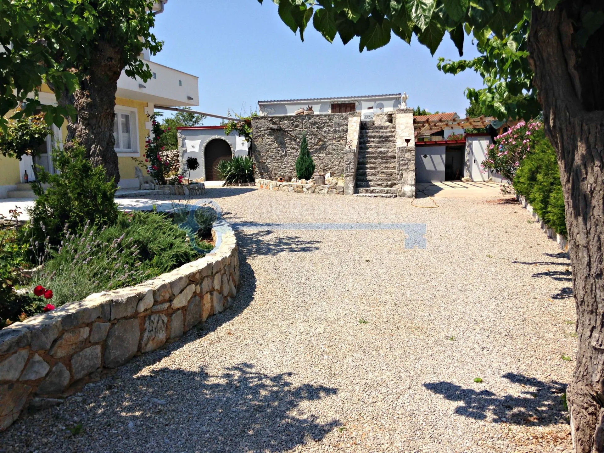krk-samostojeća kuća sa okućnicom - slika 5
