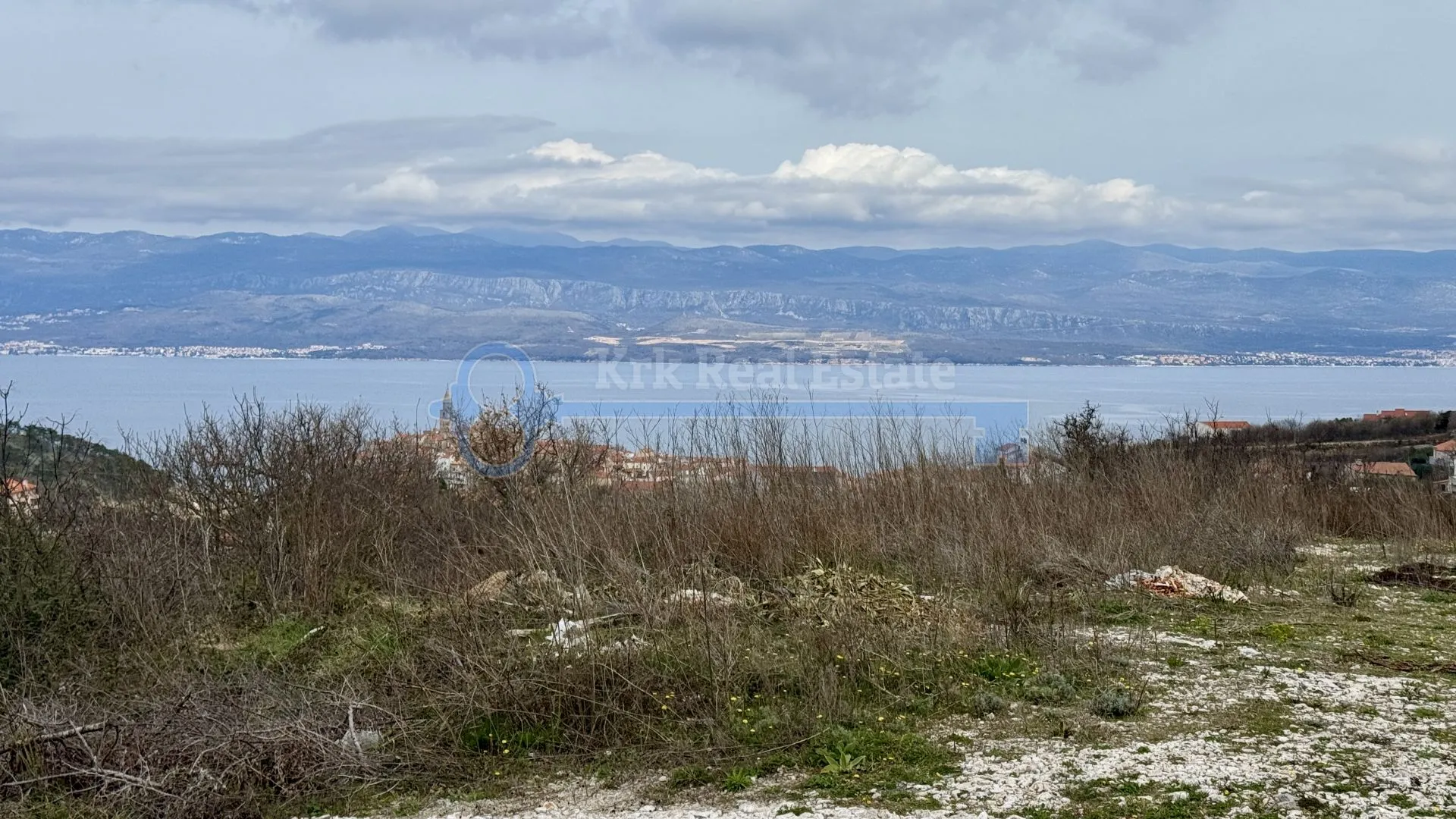 vrbnik - veliko građevinsko zemljište - slika 3