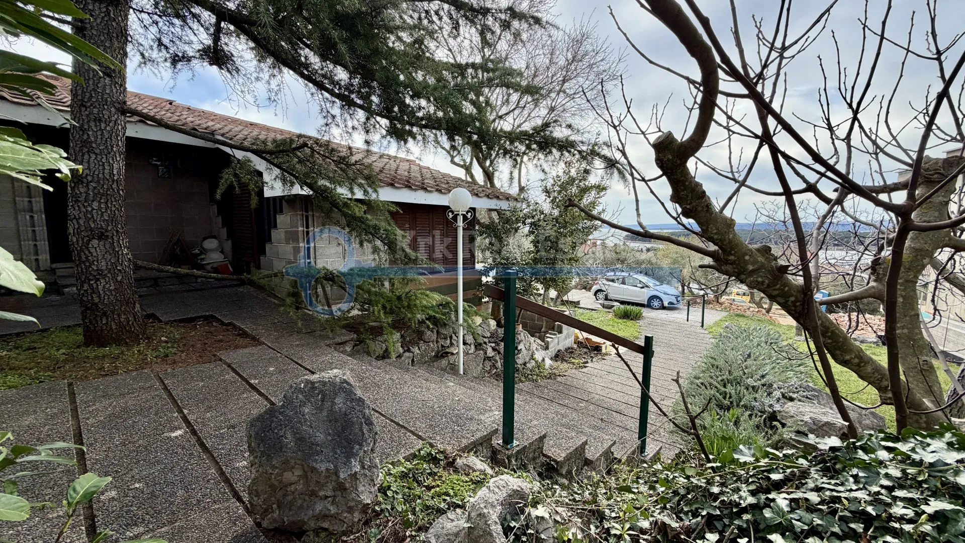 punat - kuća prizemnica sa velikom okućnicom - slika 33