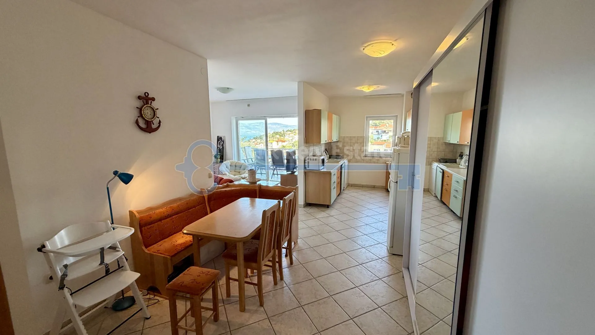 vrbnik - apartman sa pogledom na more - slika 3