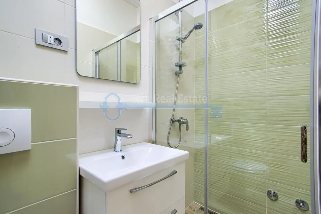 garica - samostojeća vila sa bazenom - slika 22
