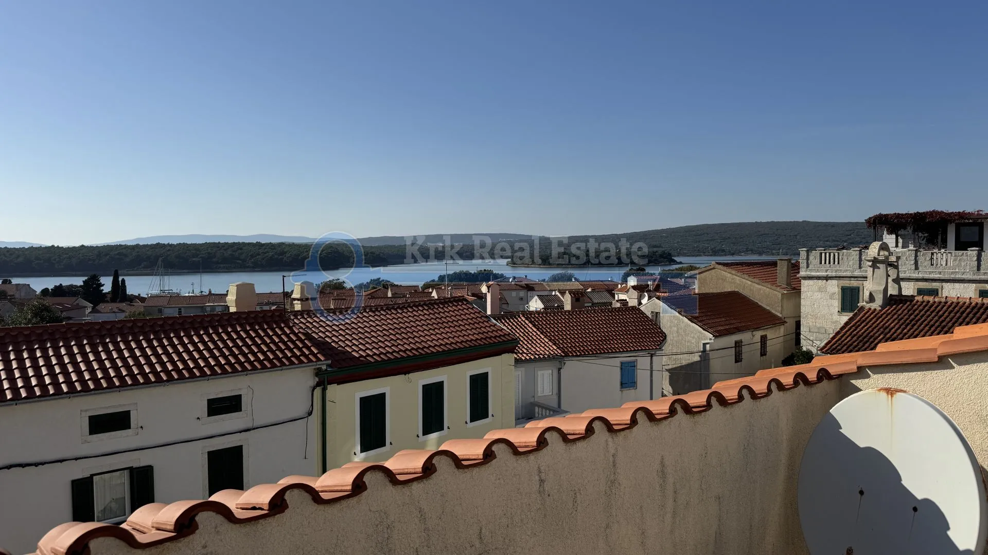akcija! snižena cijena! punat-kuća sa pogledom na more - slika 29