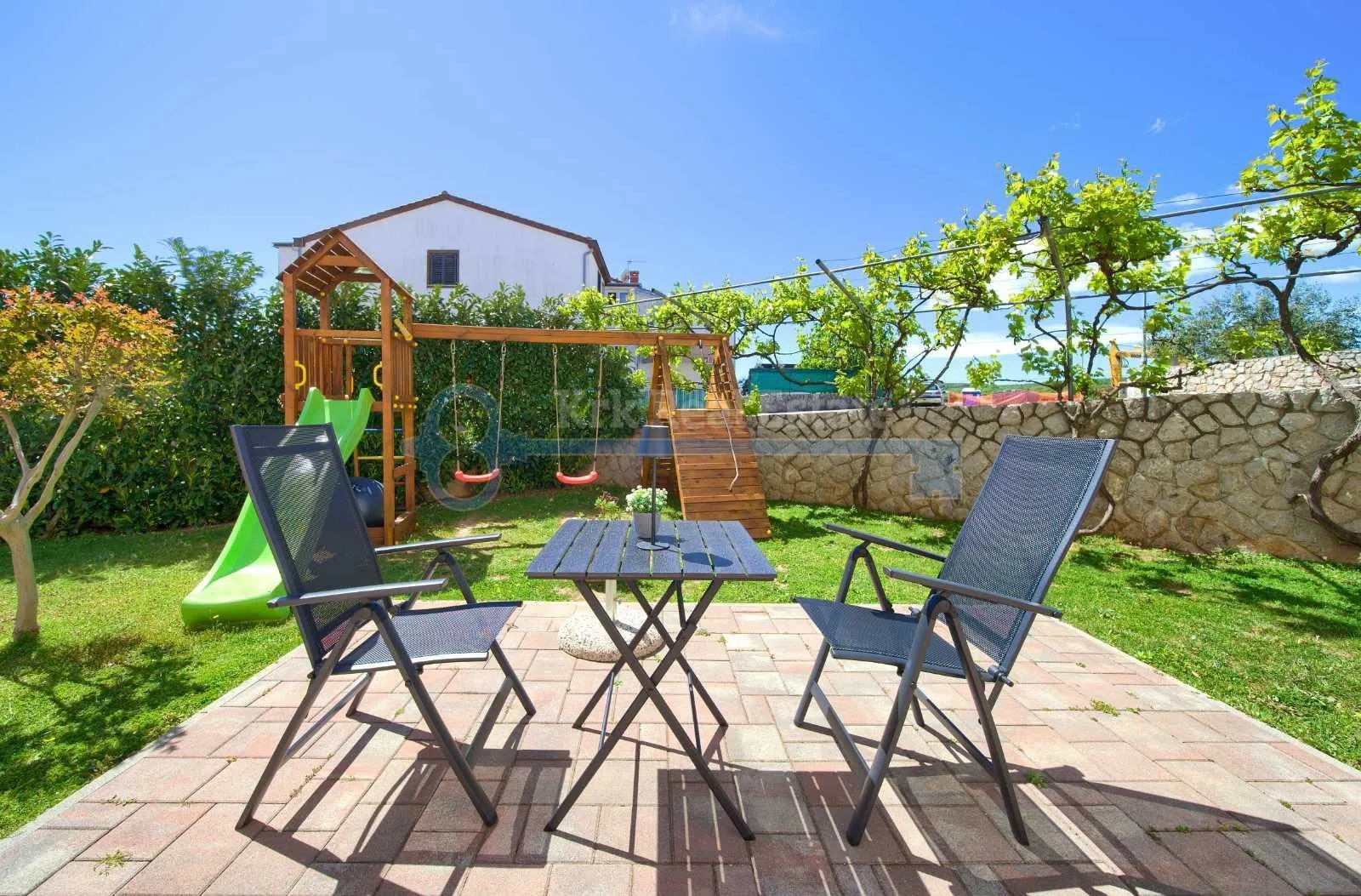krk-apartman u prizemlju za najam s okućnicom - slika 16