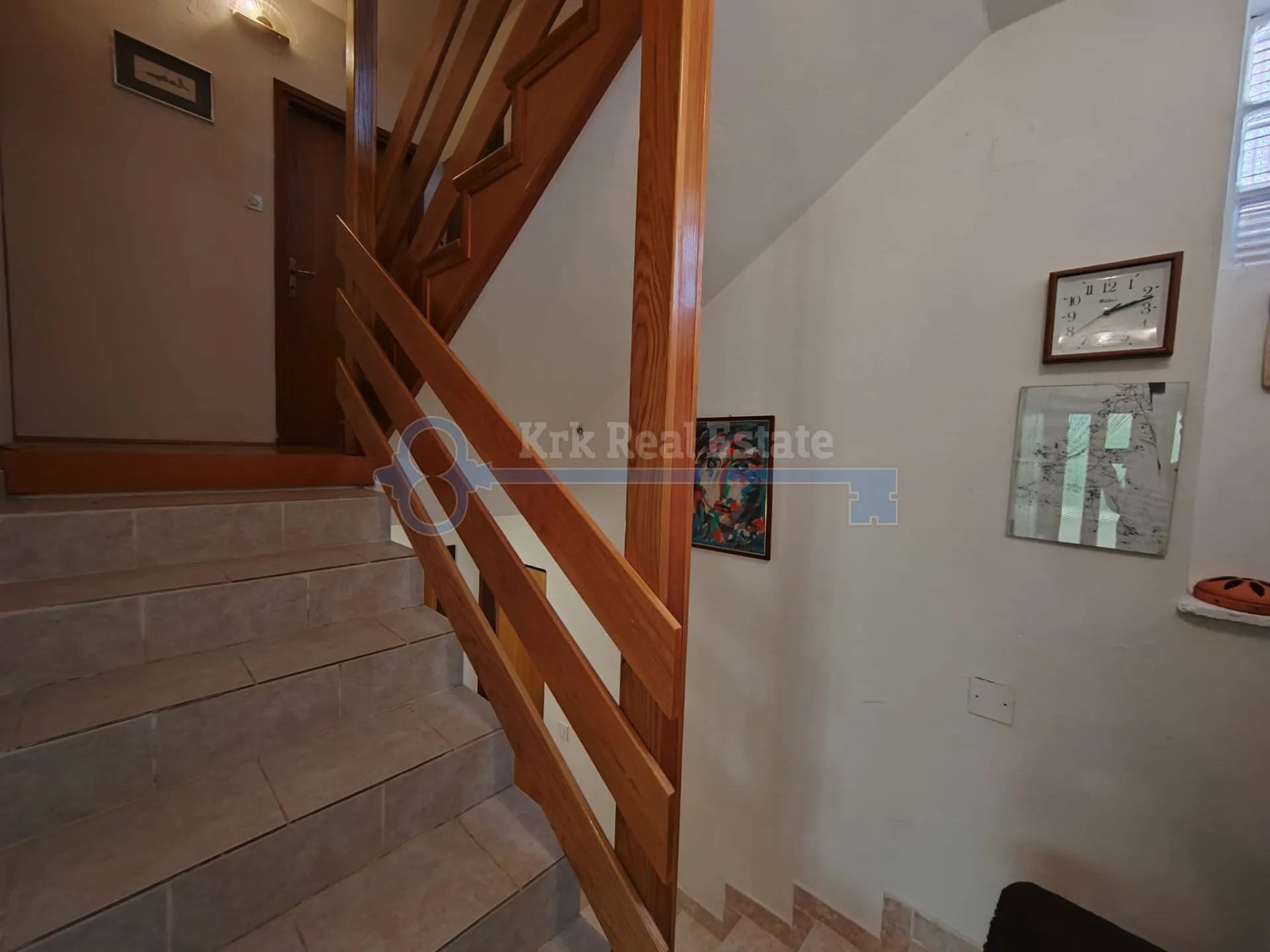 njivice-kuća sa uređenom okućnicom - slika 6