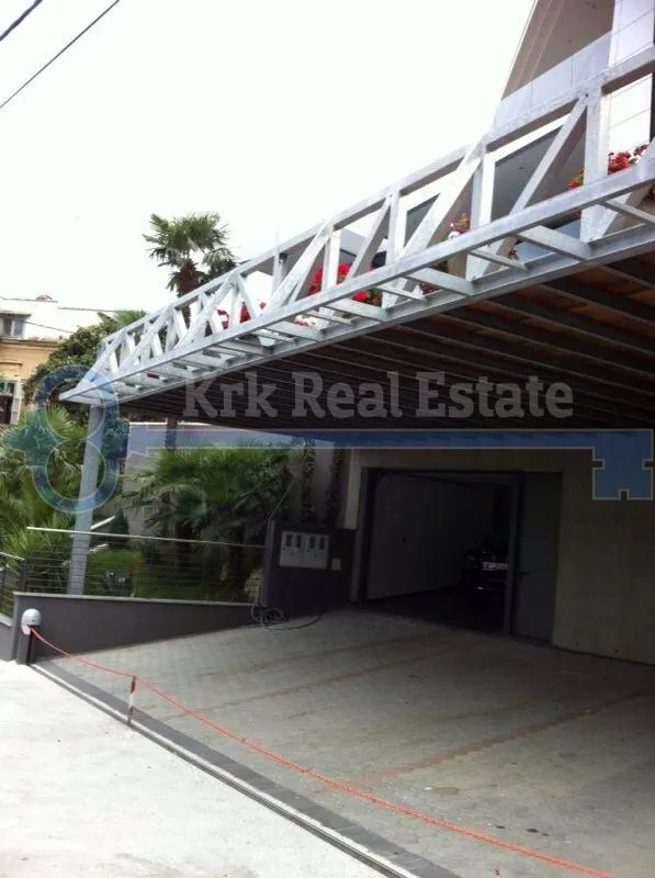 opatija - samostojeća villa s bazenom - slika 31