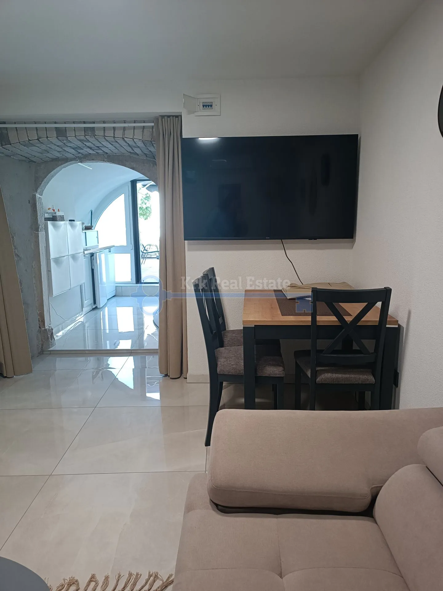 punat - apartman u prizemlju sa okućnicom - slika 7