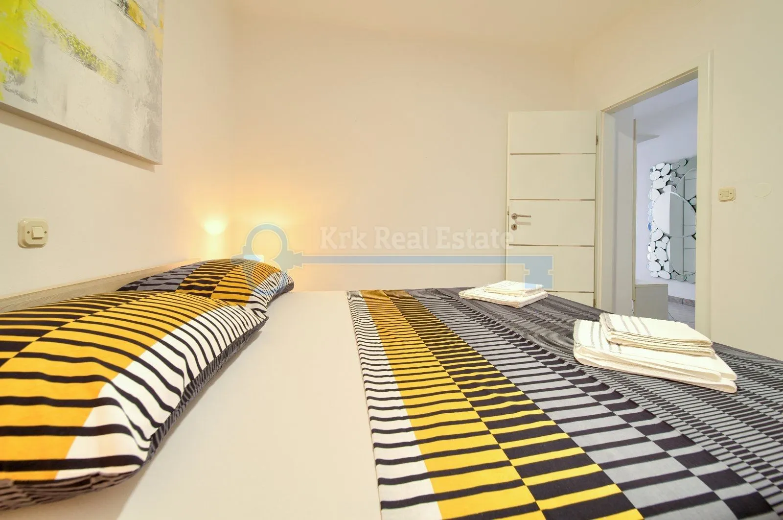 krk-apartman u prizemlju za najam s okućnicom - slika 6