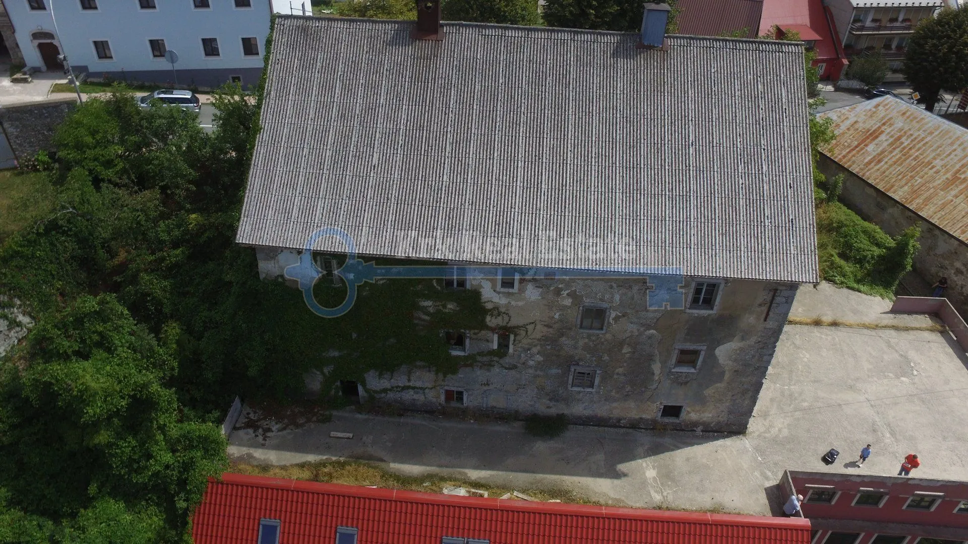 fužine - samostojeći objekt s poslovnim prostorima - slika 17