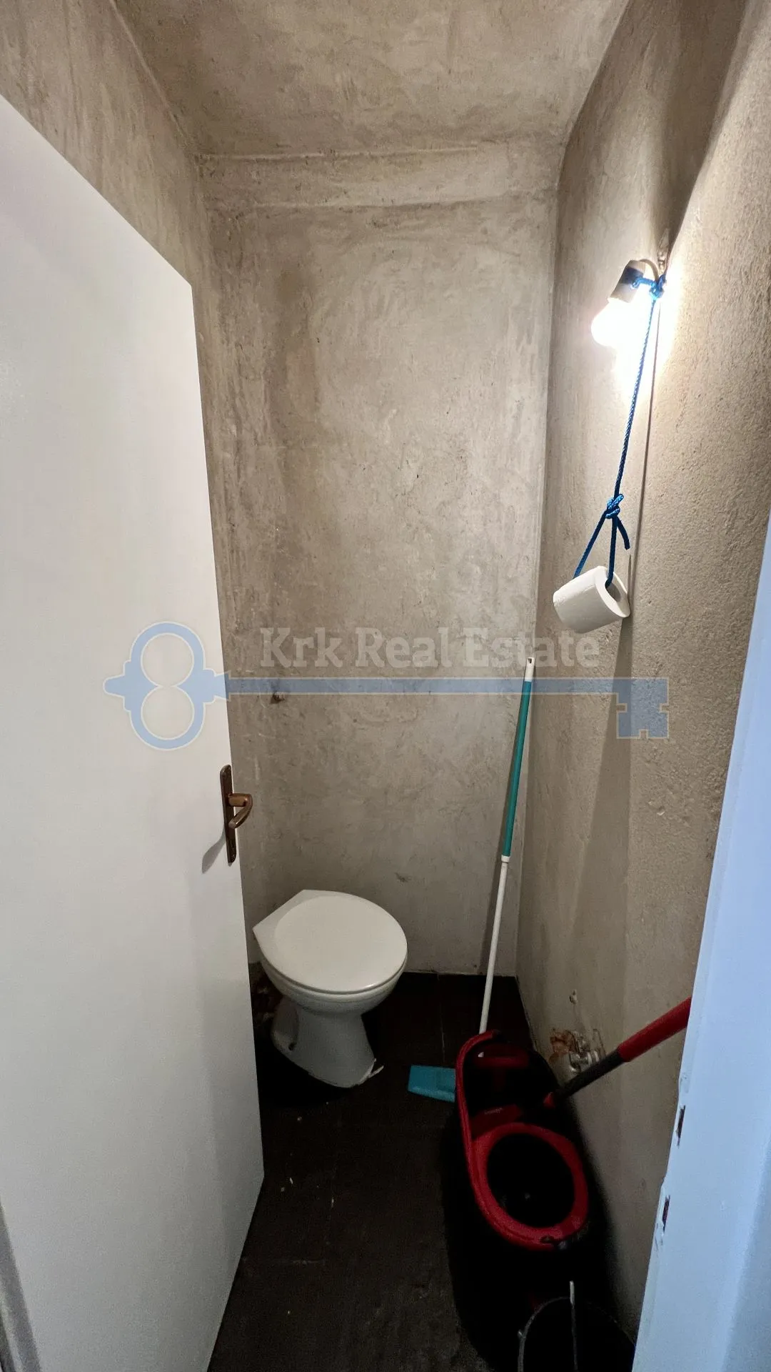 njivice - kuća sa tri apartmana i velikom okućnicom - slika 7