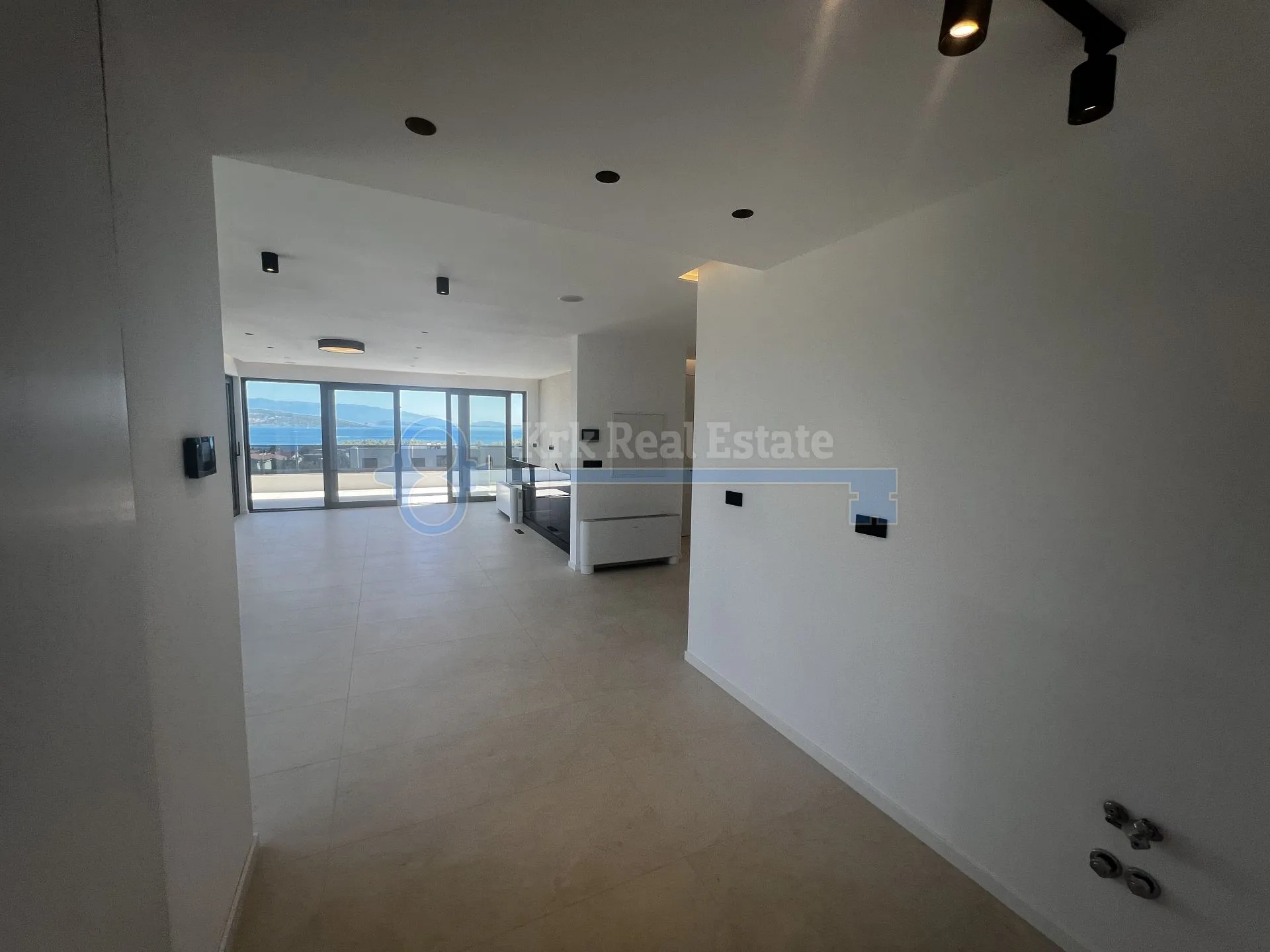 krk - penthouse sa krovnom terasom, novogradnja - slika 6